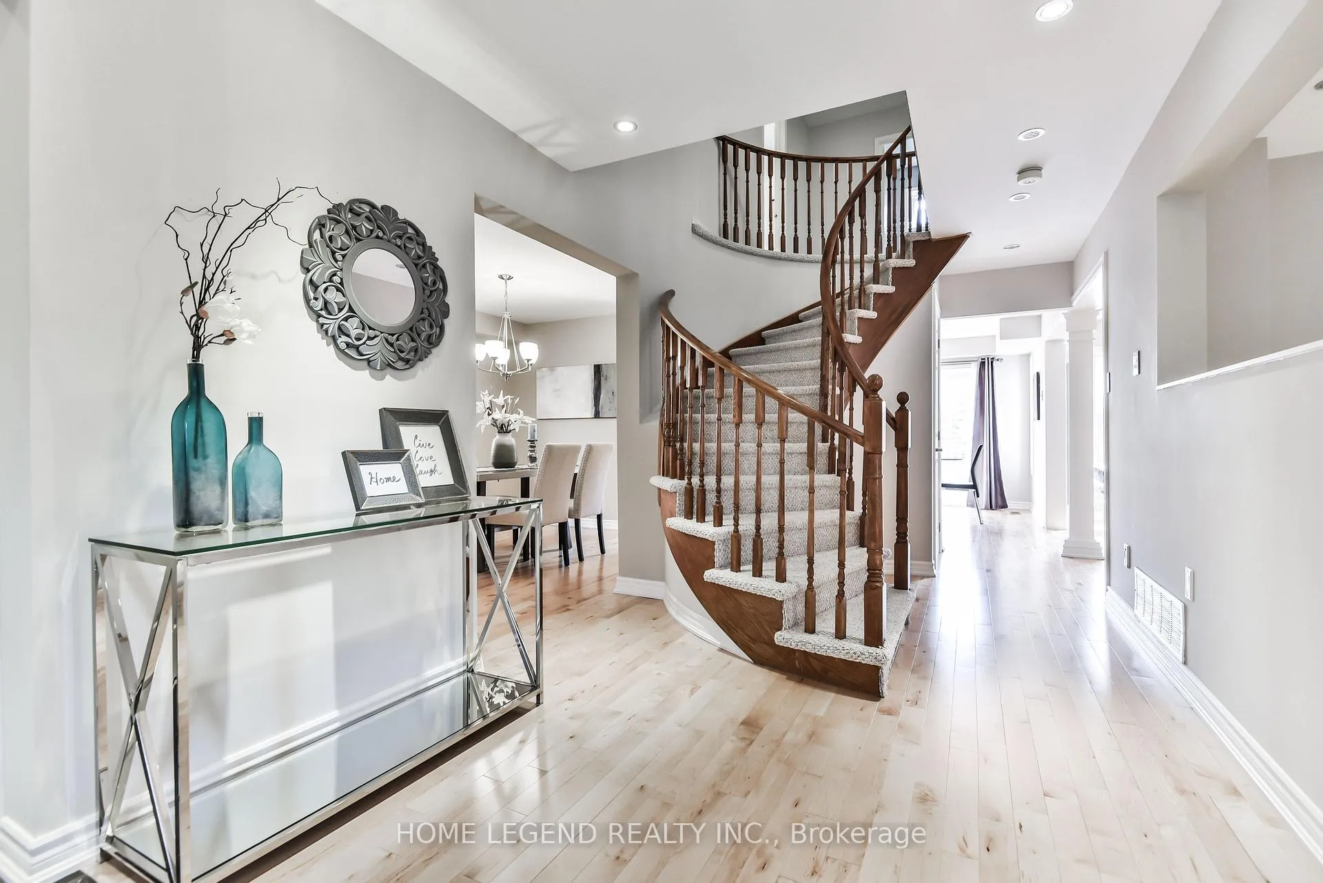 Photo 2 of 3 Gandy Court, Ajax, Central West — HOMEH
