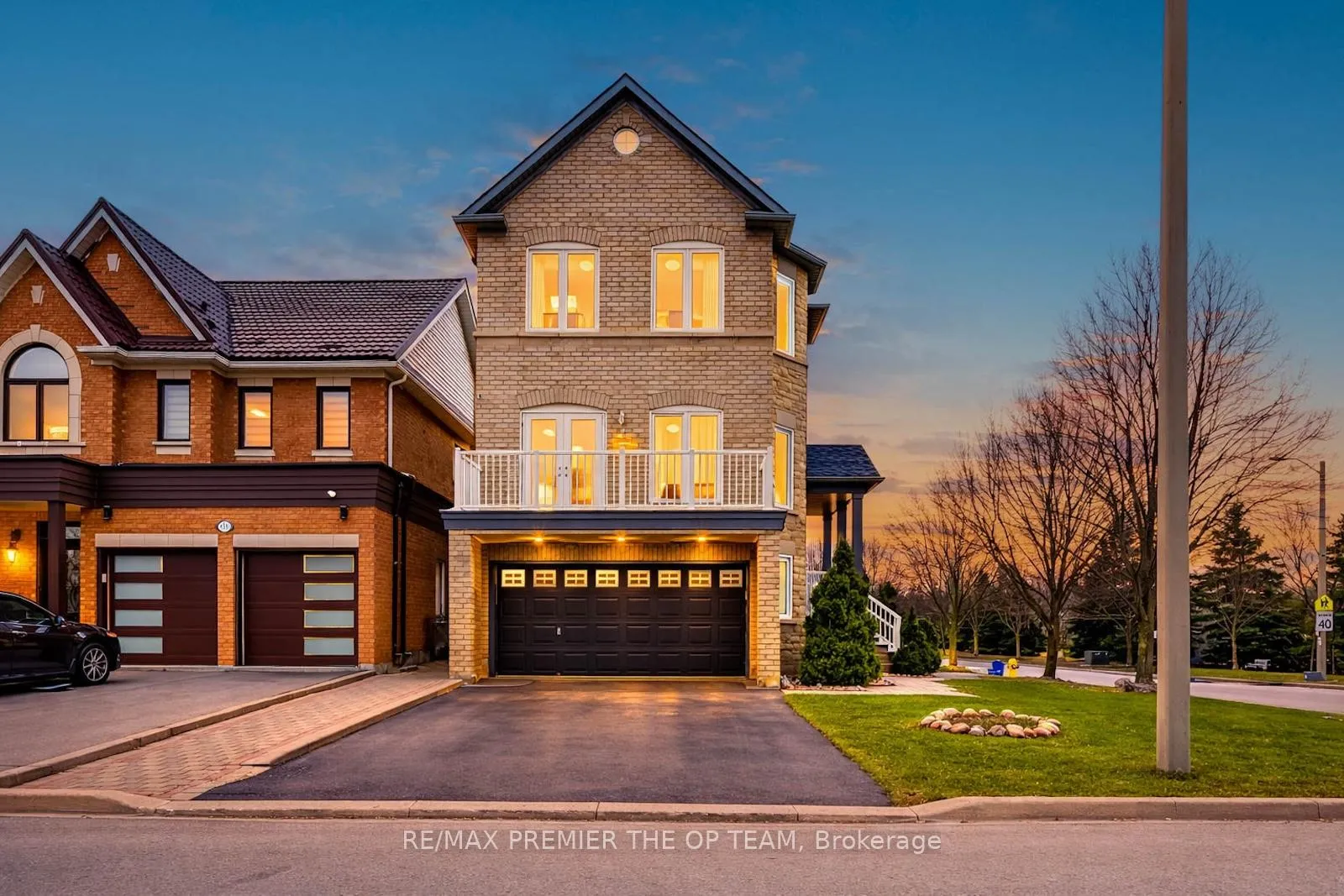 Photo 3 of 2 La Maria Lane, Vaughan, Vellore Village — HOMEH