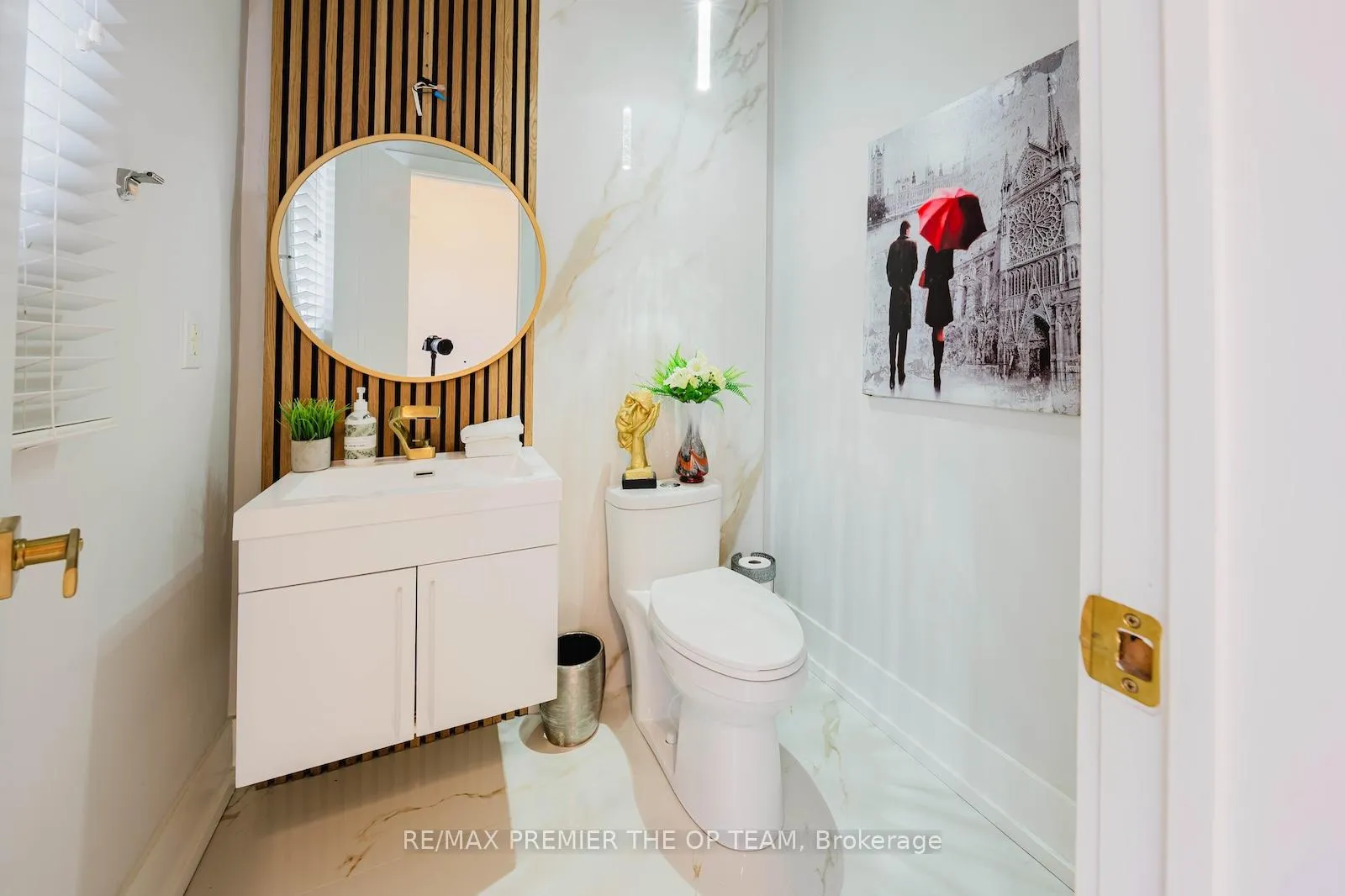 Photo 5 of 2 La Maria Lane, Vaughan, Vellore Village — HOMEH