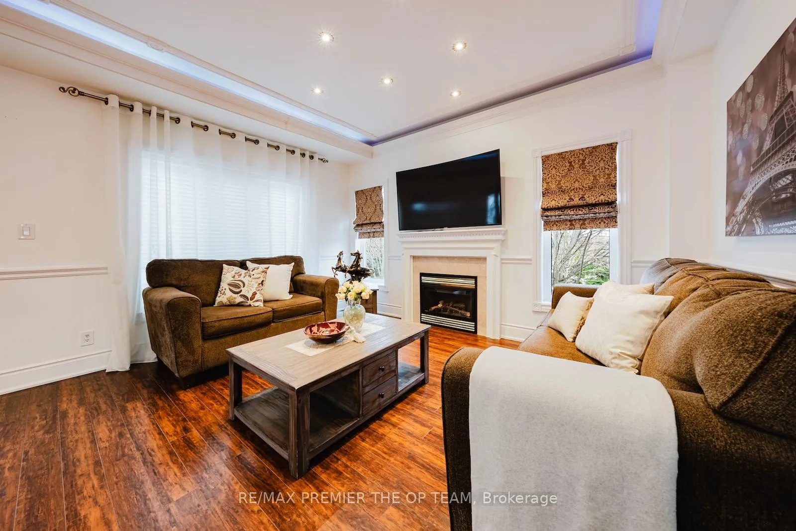 Photo 12 of 2 La Maria Lane, Vaughan, Vellore Village — HOMEH