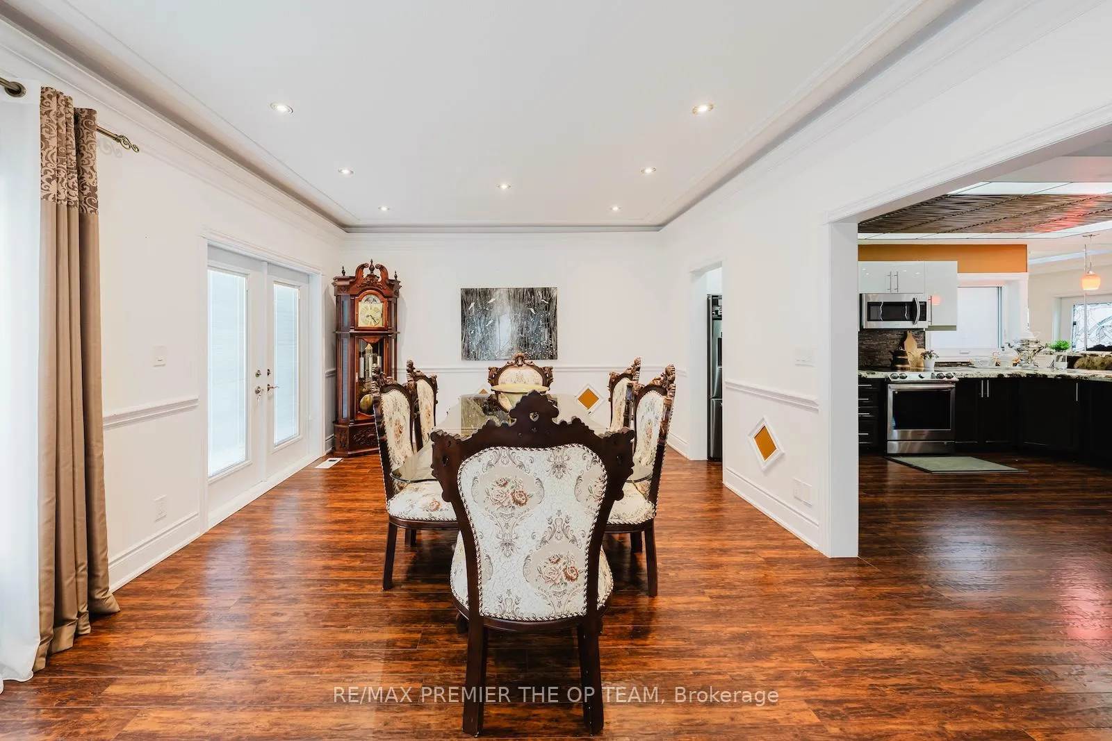 Photo 15 of 2 La Maria Lane, Vaughan, Vellore Village — HOMEH