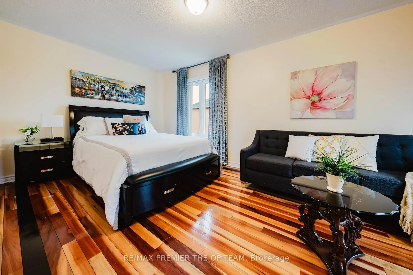 Photo 19 of 2 La Maria Lane, Vaughan, Vellore Village — HOMEH