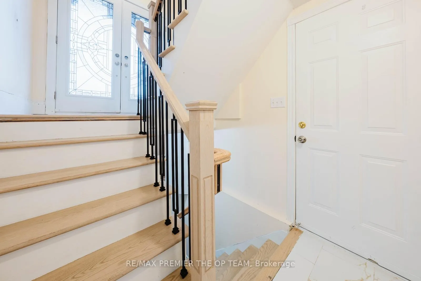 Photo 26 of 2 La Maria Lane, Vaughan, Vellore Village — HOMEH