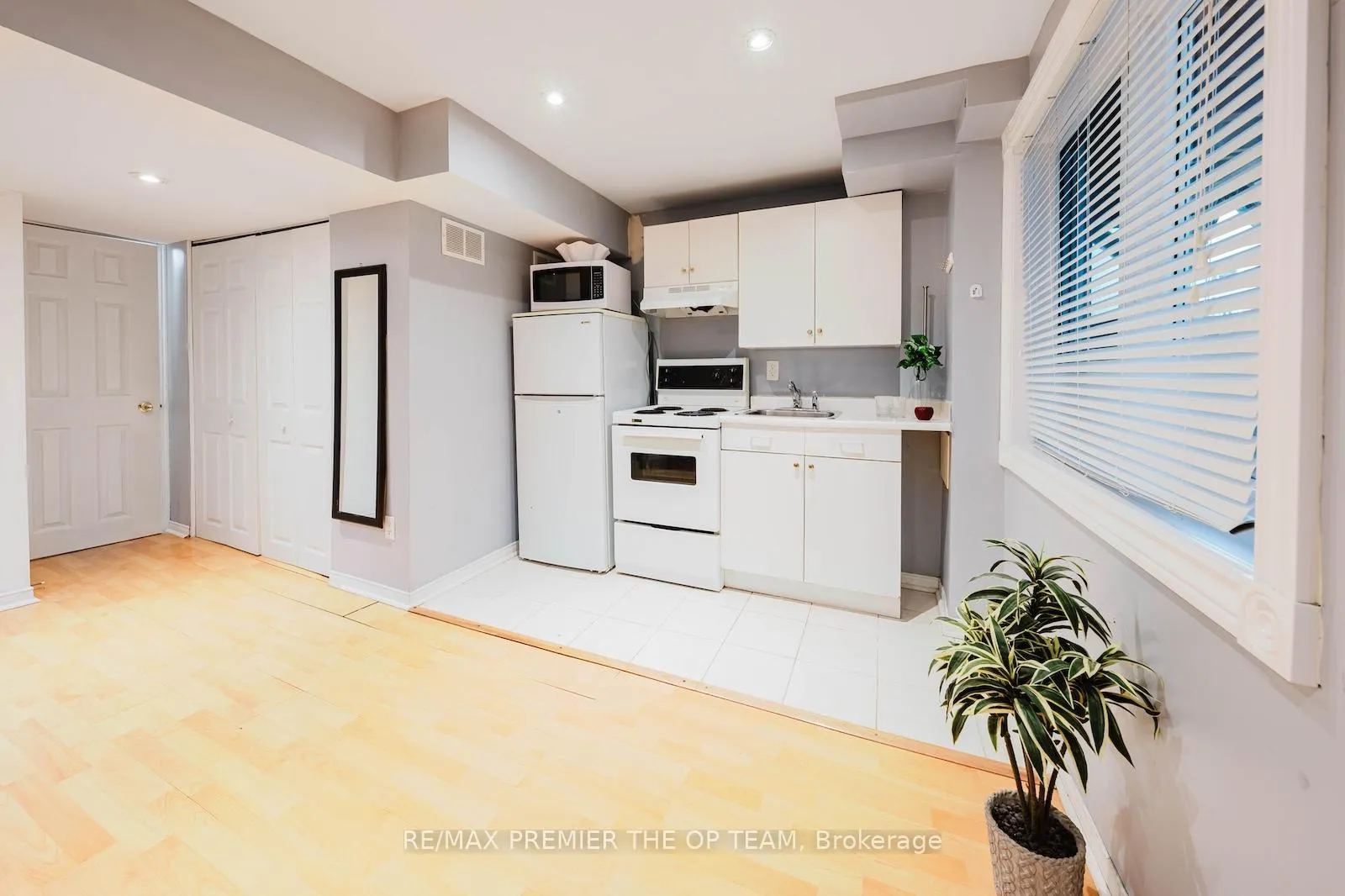 Photo 28 of 2 La Maria Lane, Vaughan, Vellore Village — HOMEH