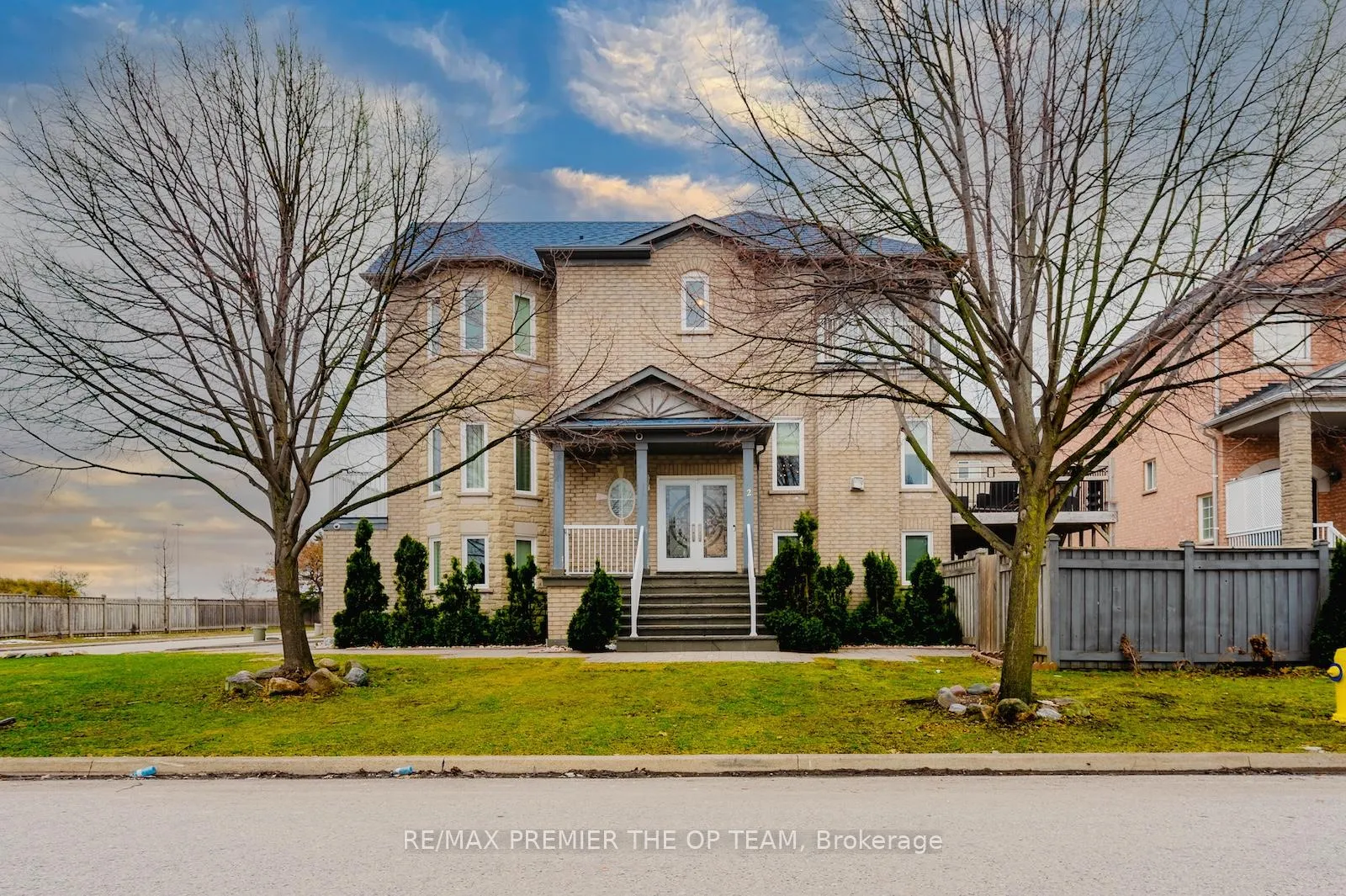 Photo 32 of 2 La Maria Lane, Vaughan, Vellore Village — HOMEH