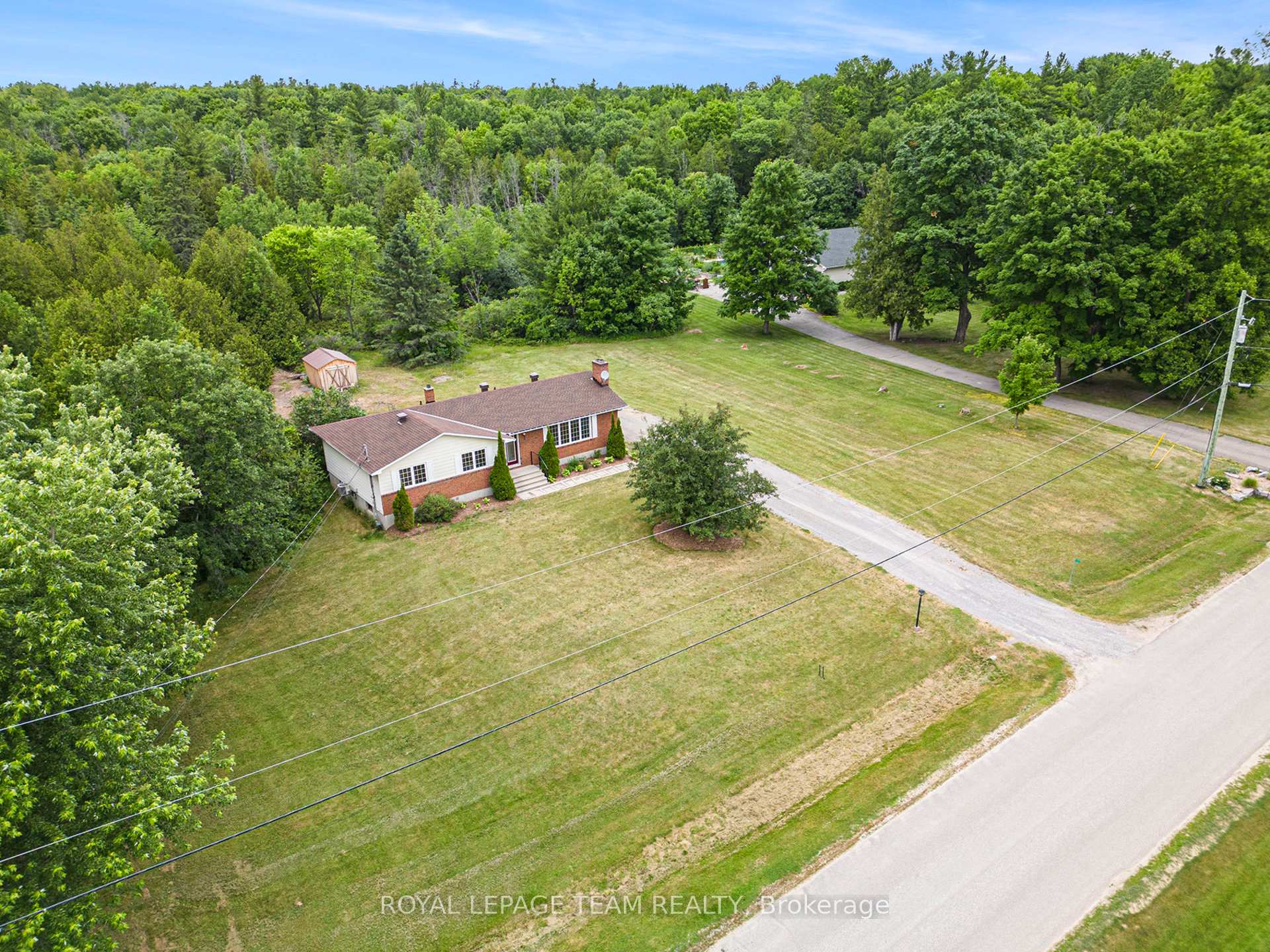 Photo 30 of 104 Burns Drive, McNab/Braeside, Mcnab/Braeside Twps — HOMEH