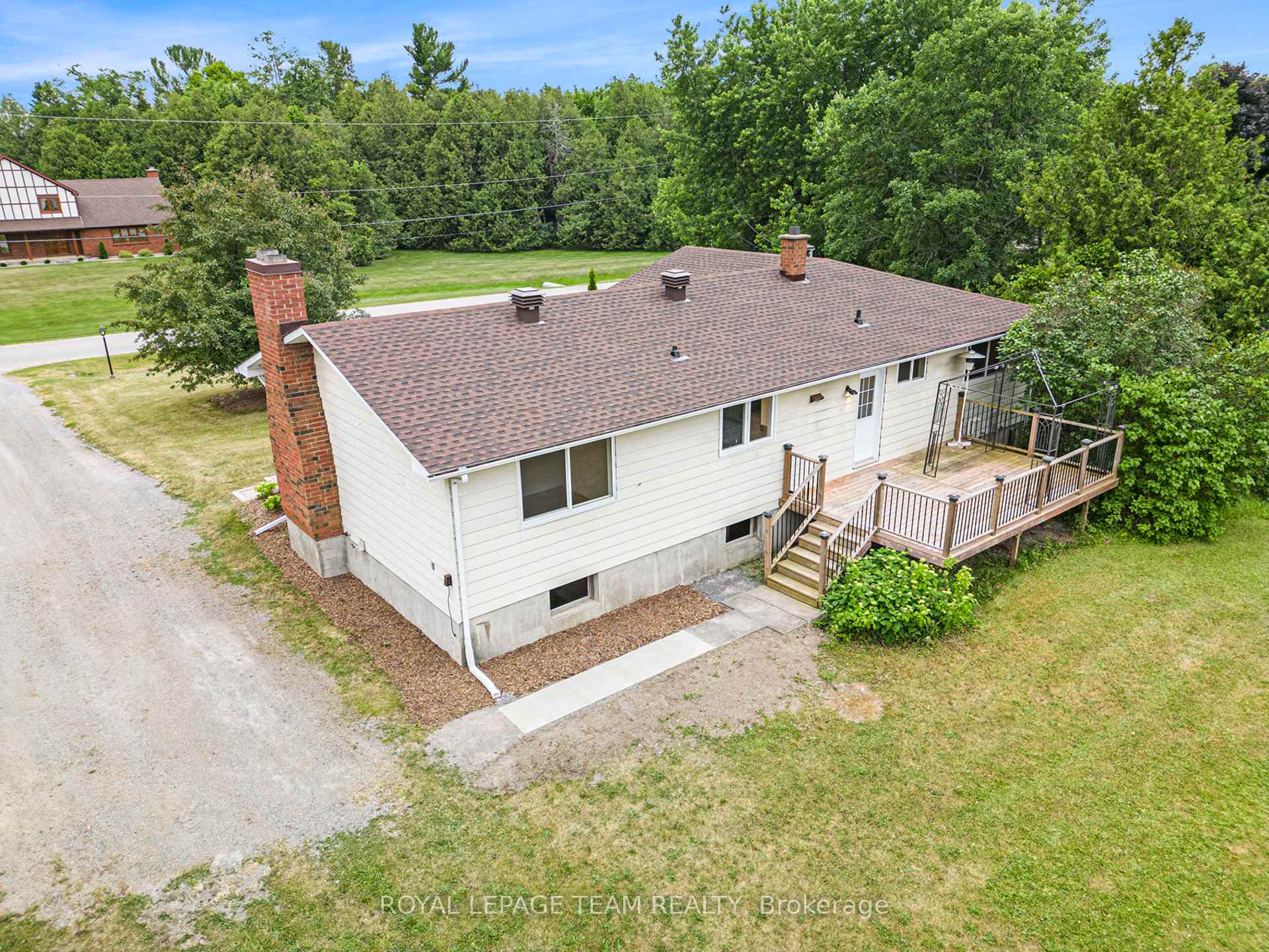 Photo 31 of 104 Burns Drive, McNab/Braeside, Mcnab/Braeside Twps — HOMEH