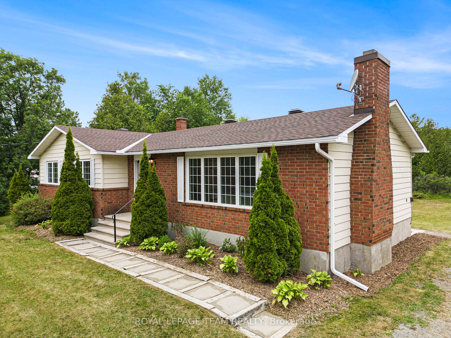 Photo 33 of 104 Burns Drive, McNab/Braeside, Mcnab/Braeside Twps — HOMEH
