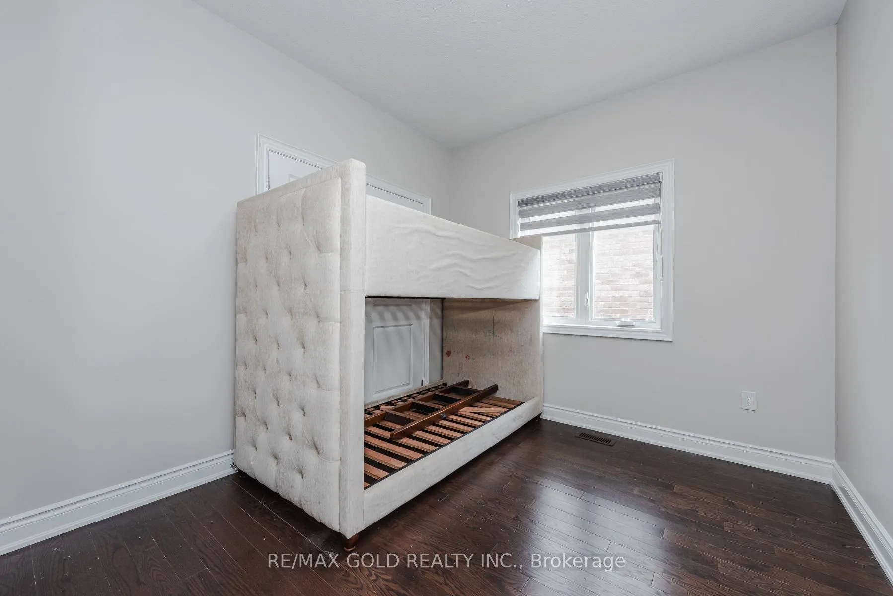 Photo 39 of 26 Ixworth Circle, Brampton, Bram West — HOMEH