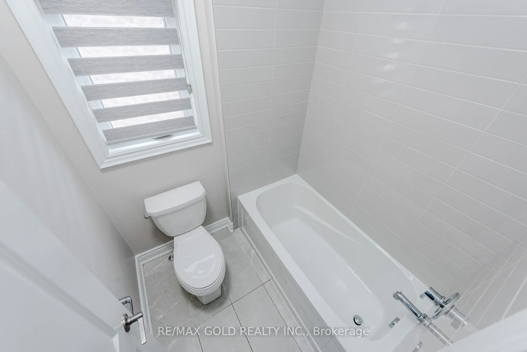 Photo 40 of 26 Ixworth Circle, Brampton, Bram West — HOMEH