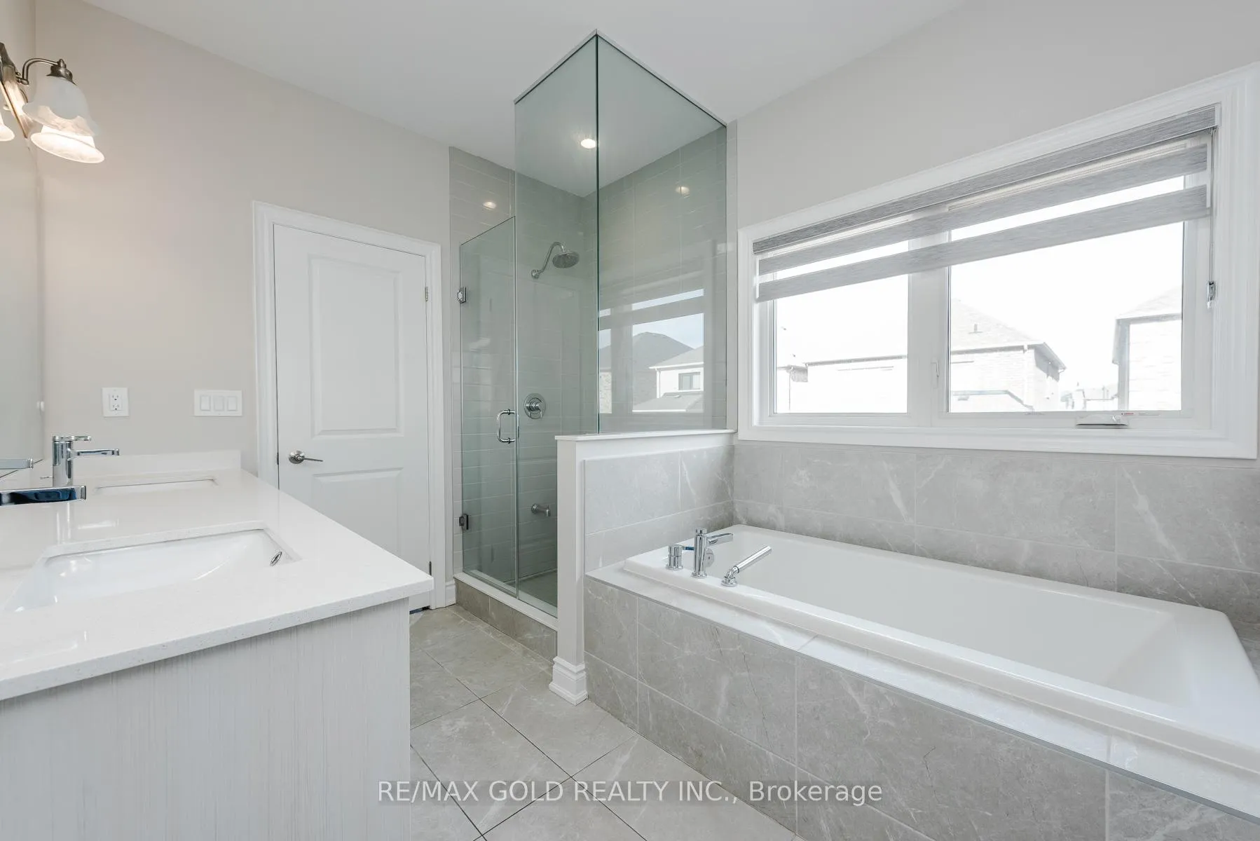 Photo 46 of 26 Ixworth Circle, Brampton, Bram West — HOMEH