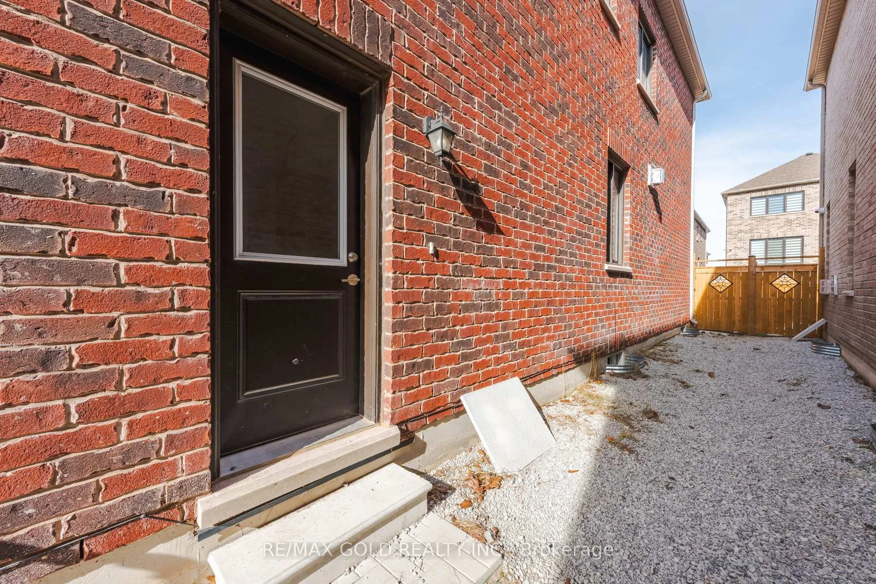 Photo 48 of 26 Ixworth Circle, Brampton, Bram West — HOMEH