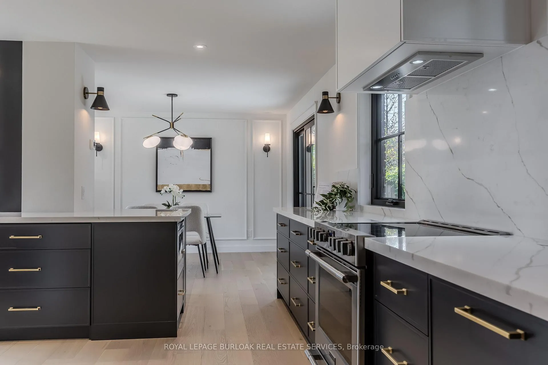 Photo 4 of 3029 Eva Drive, Burlington, Roseland — HOMEH