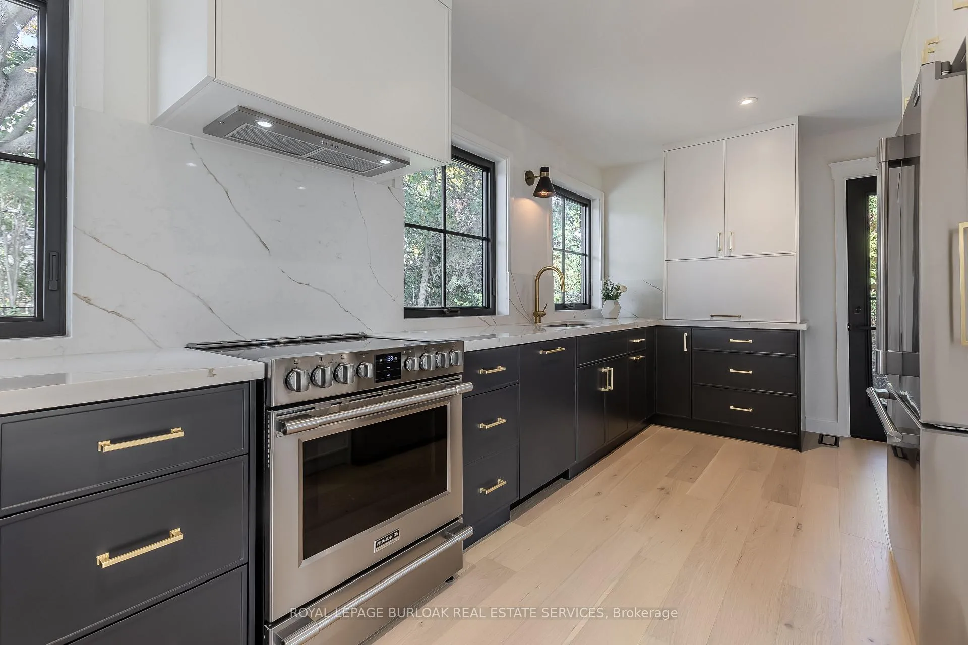 Photo 5 of 3029 Eva Drive, Burlington, Roseland — HOMEH
