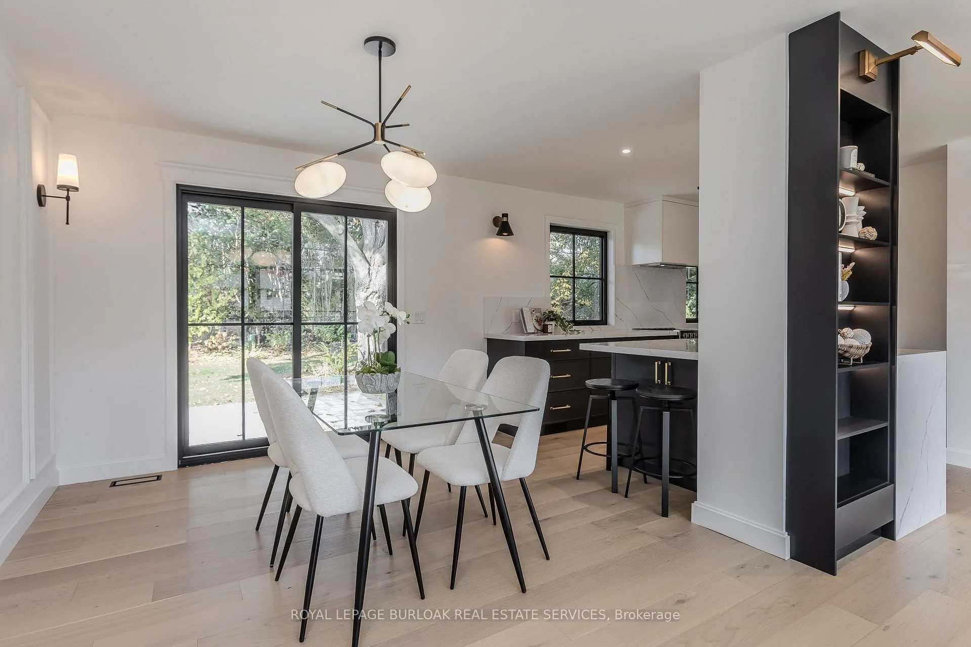 Photo 11 of 3029 Eva Drive, Burlington, Roseland — HOMEH