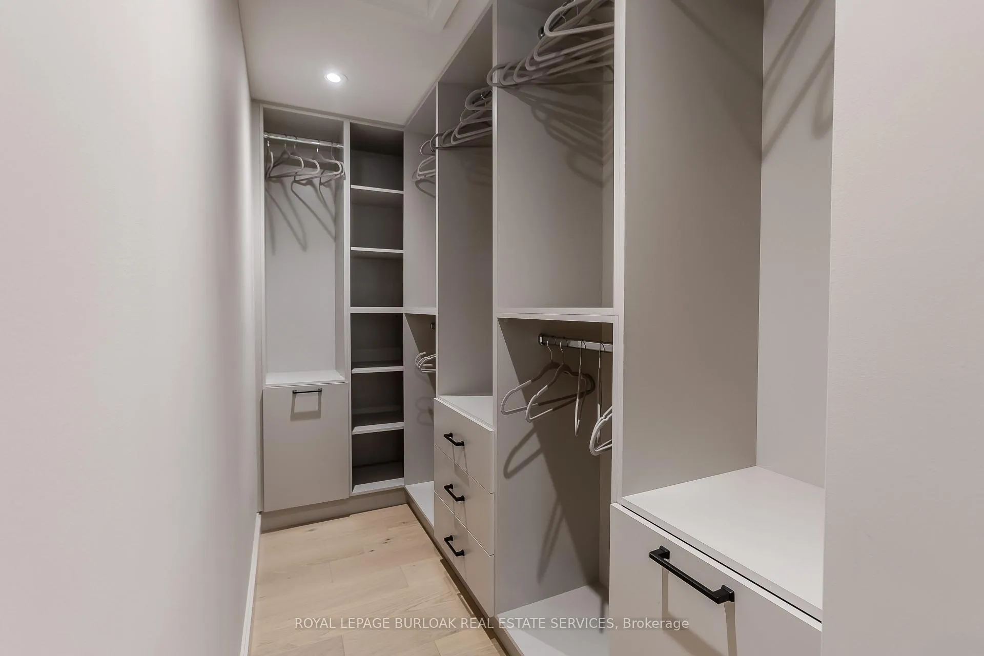 Photo 15 of 3029 Eva Drive, Burlington, Roseland — HOMEH