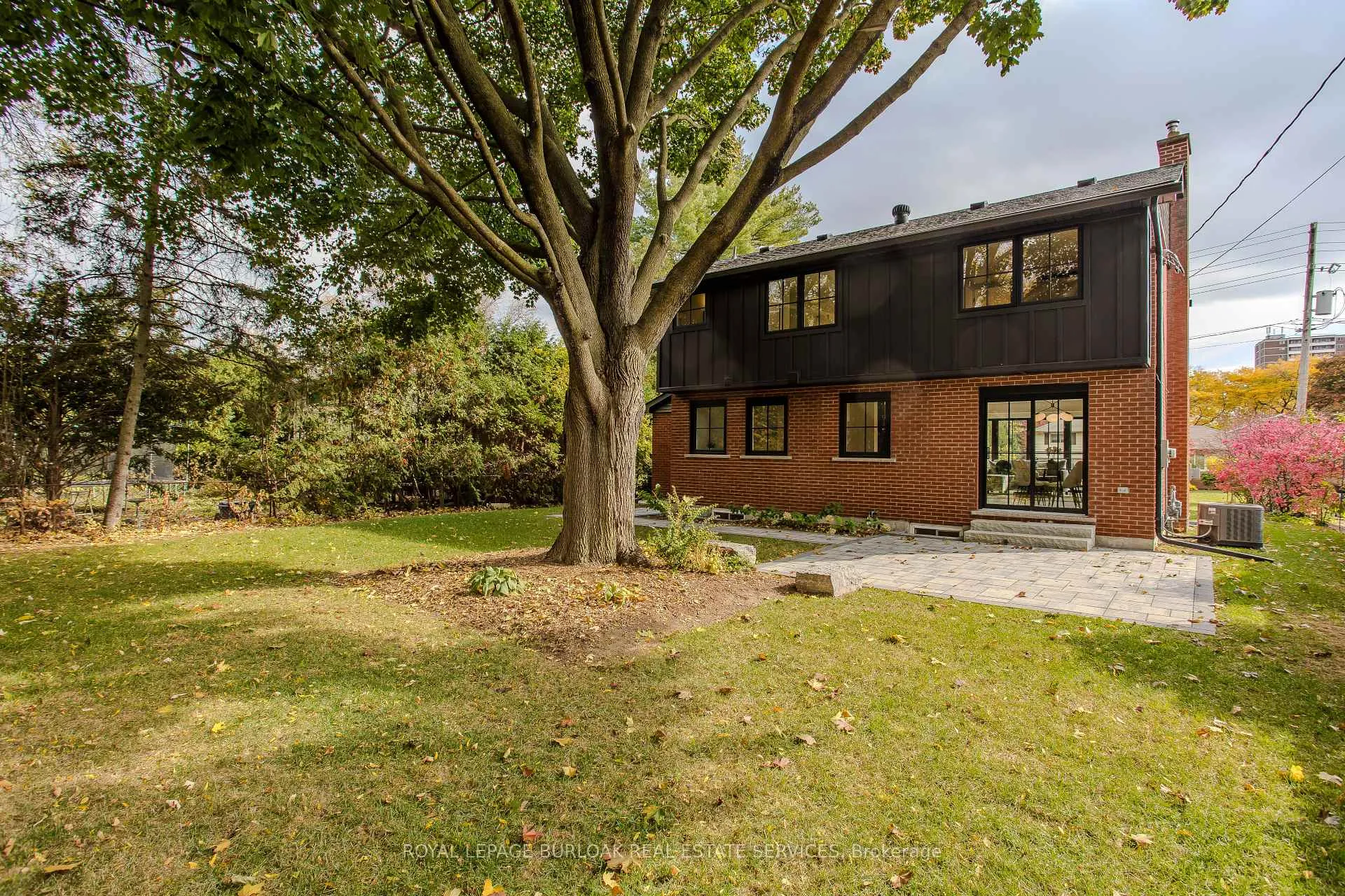 Photo 28 of 3029 Eva Drive, Burlington, Roseland — HOMEH