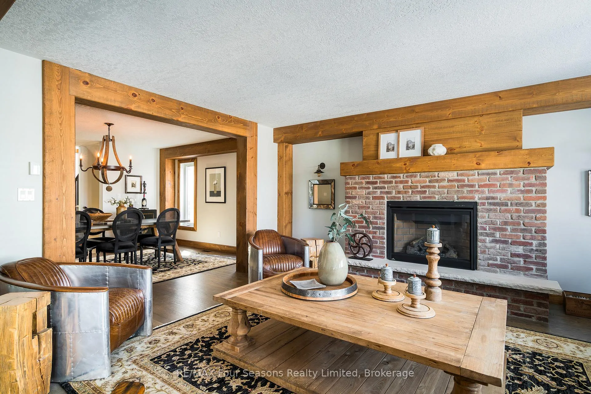 Photo 12 of 5 Kayla Crescent, Collingwood — HOMEH
