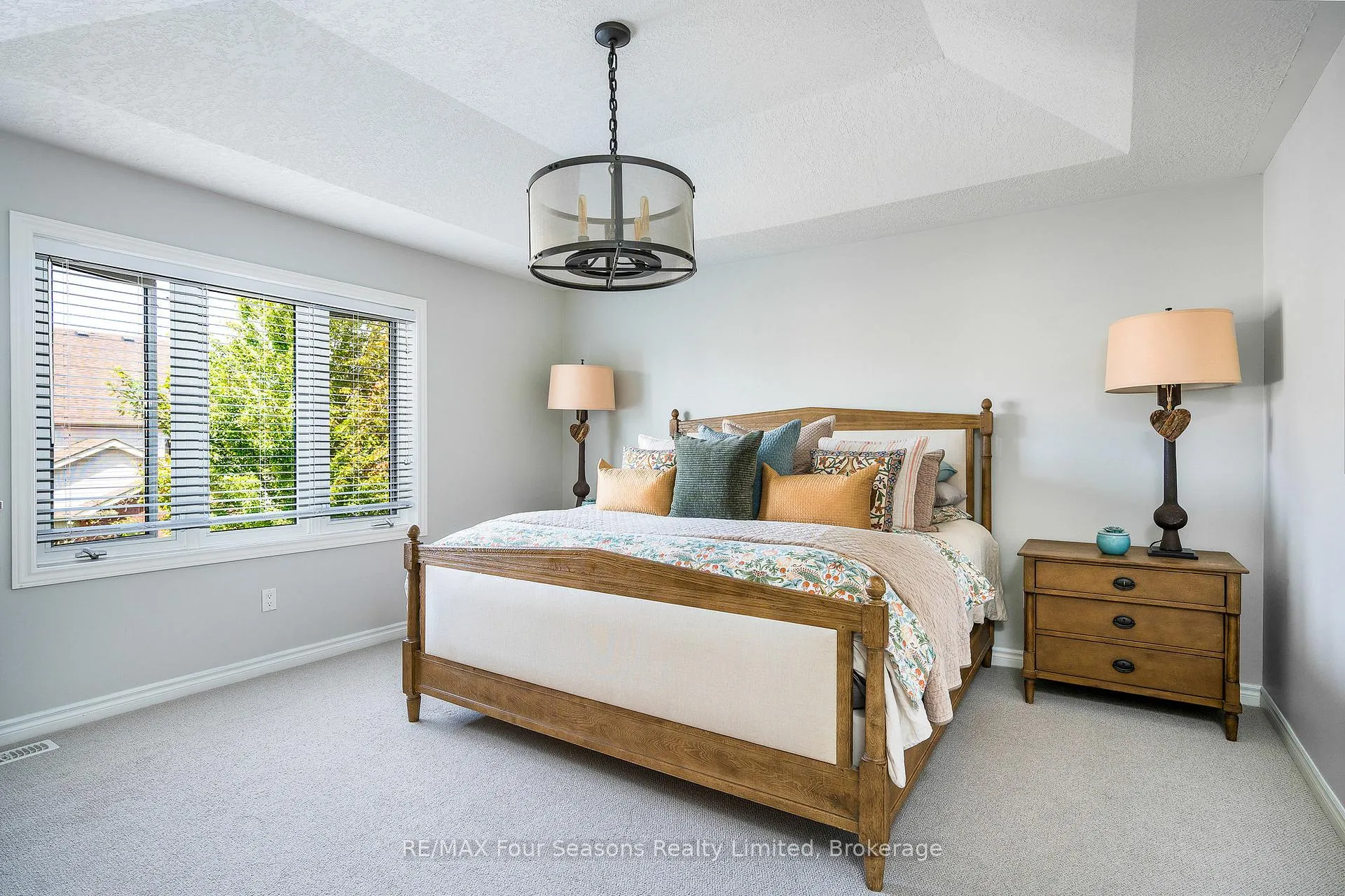 Photo 19 of 5 Kayla Crescent, Collingwood — HOMEH