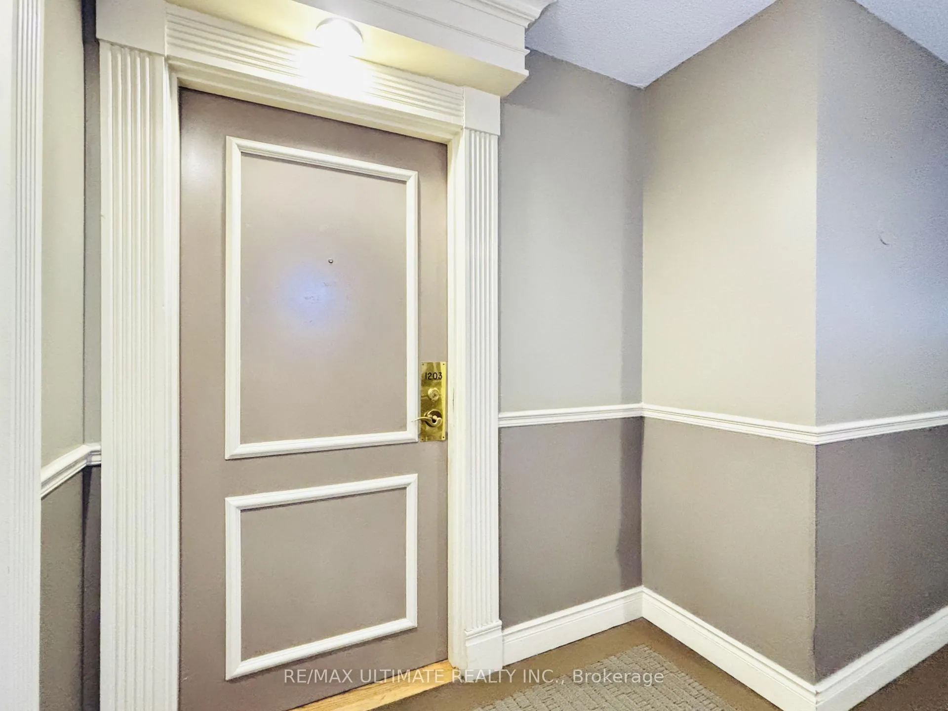 Photo 5 of Unit 1203, 135 Pond Drive, Markham, Commerce Valley — HOMEH