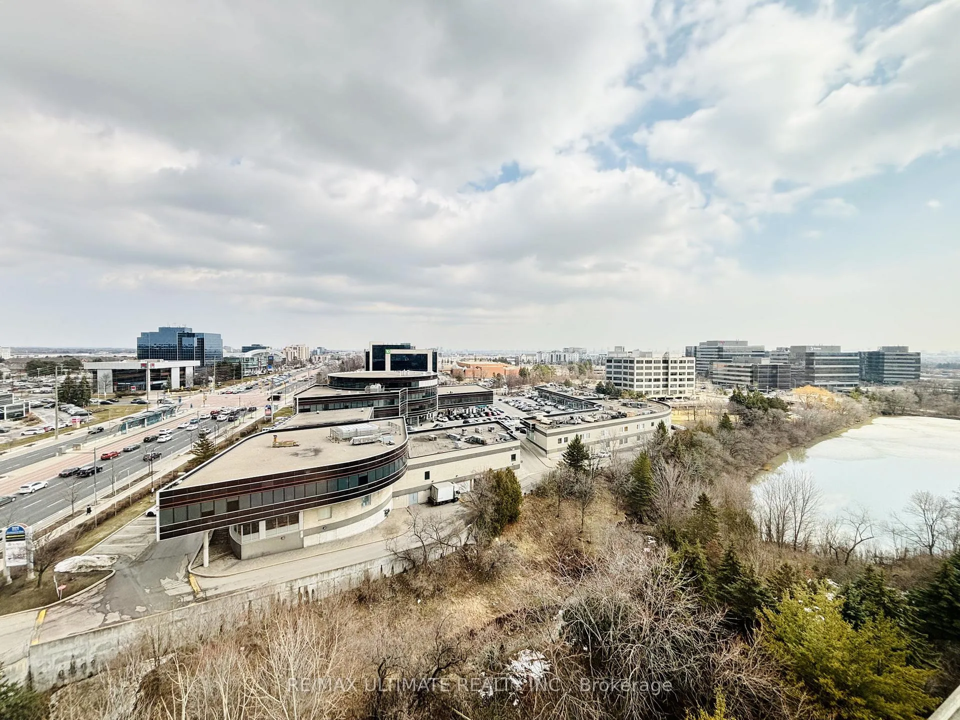 Photo 30 of Unit 1203, 135 Pond Drive, Markham, Commerce Valley — HOMEH