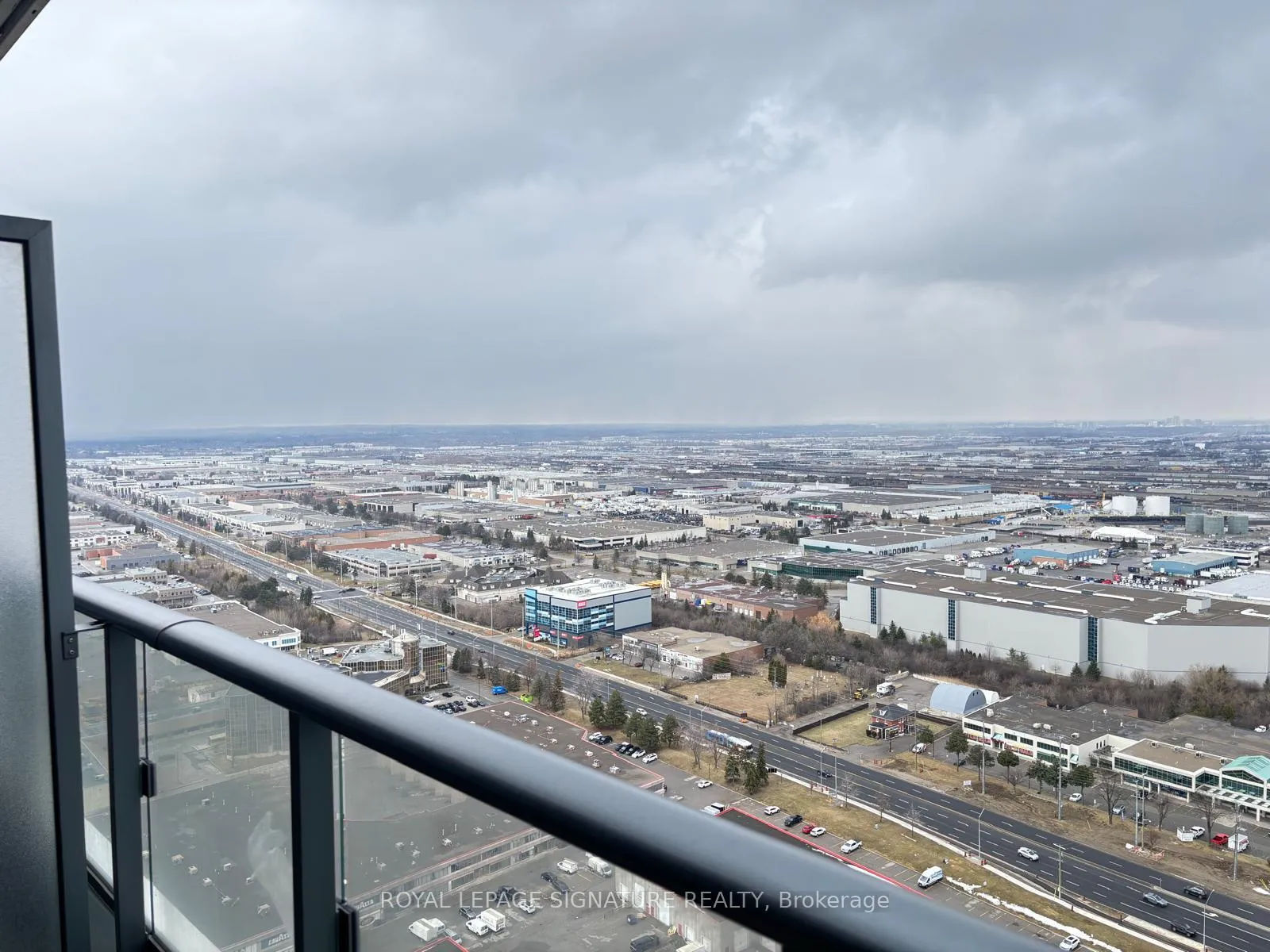 Photo 10 of Unit 3805, 950 Portage Parkway, Vaughan, Vaughan Corporate Centre — HOMEH
