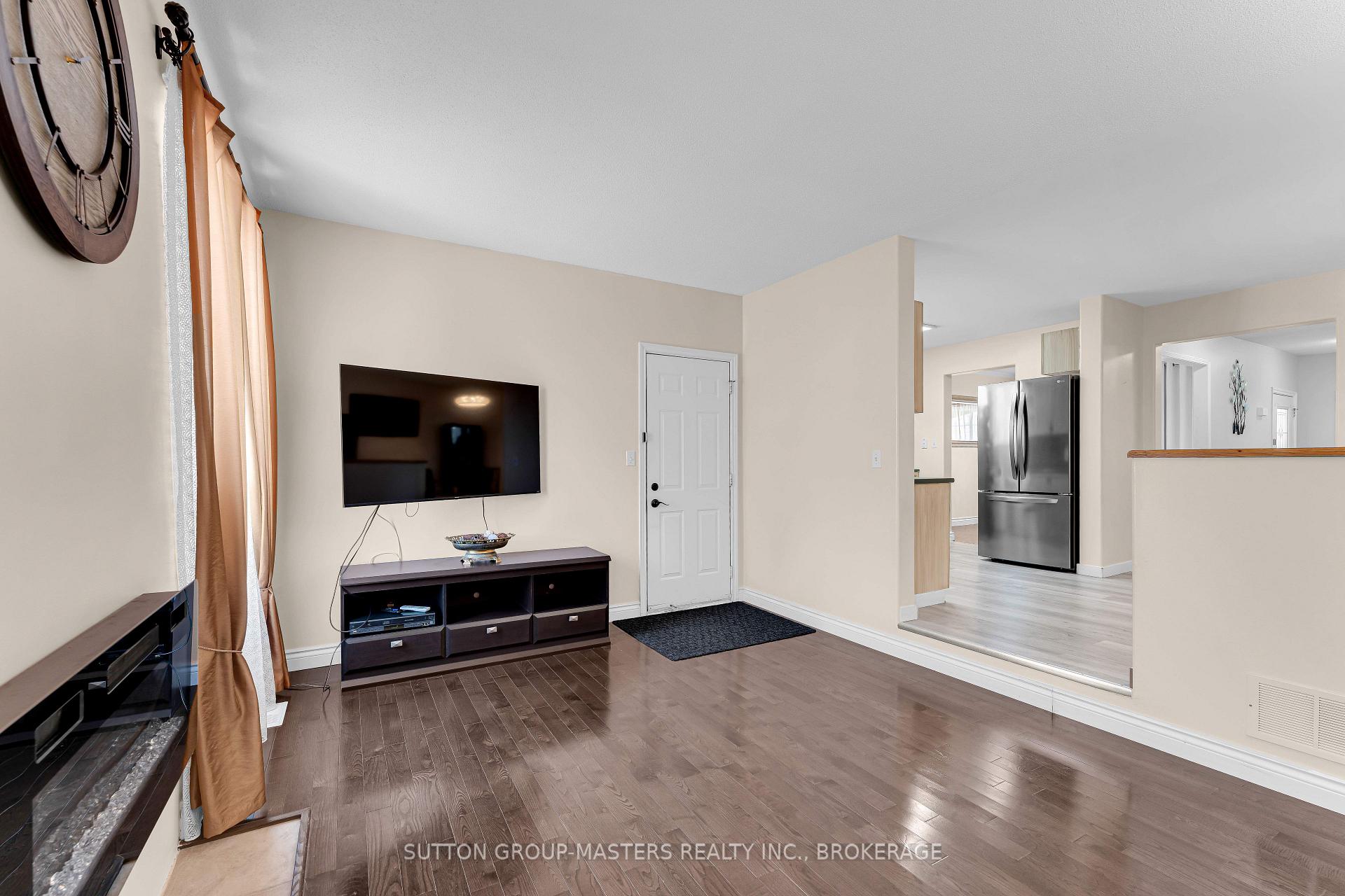 Photo 17 of 1396 Thornwood Crescent, Kingston, City Northwest — HOMEH