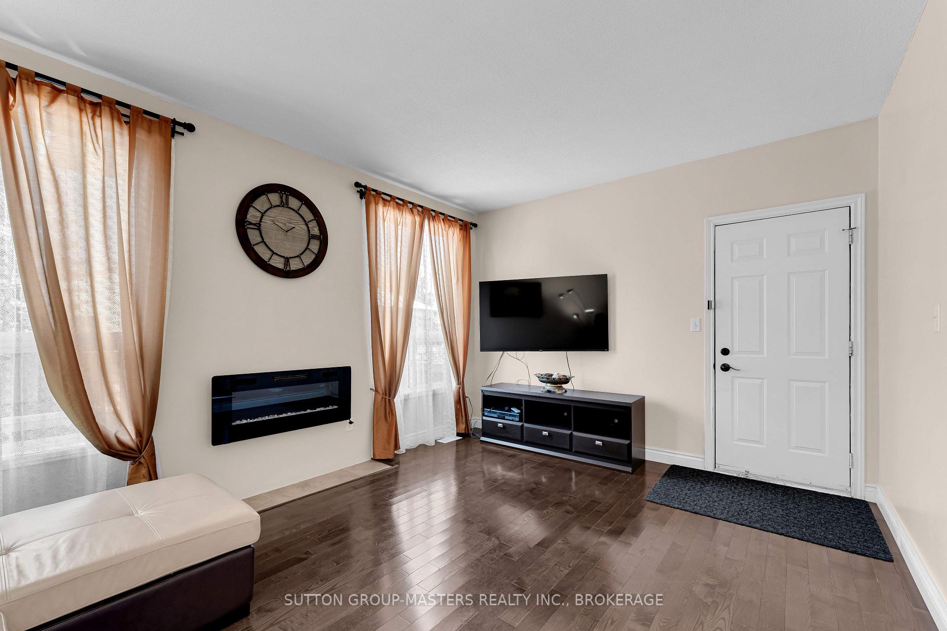 Photo 18 of 1396 Thornwood Crescent, Kingston, City Northwest — HOMEH