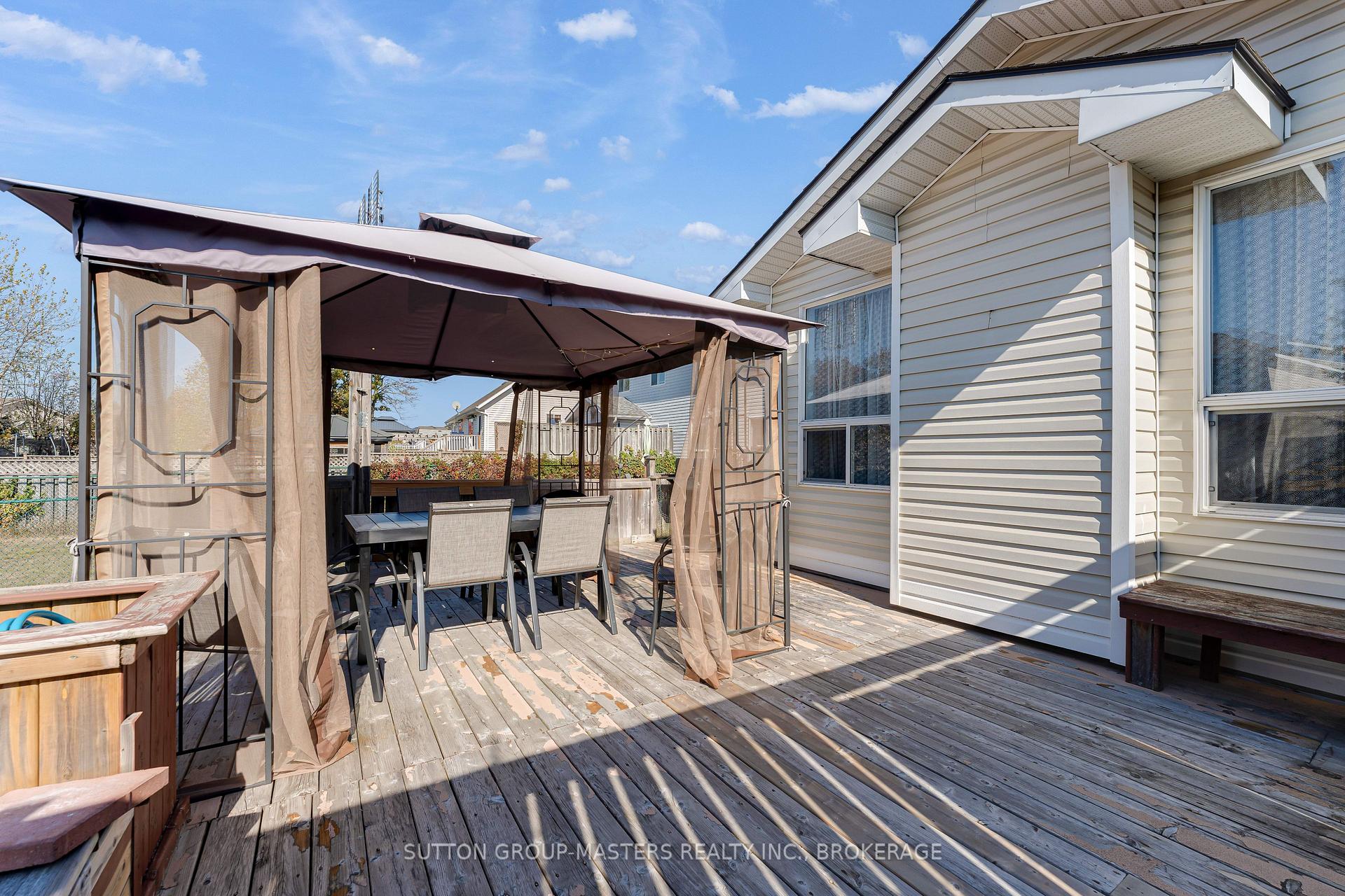 Photo 37 of 1396 Thornwood Crescent, Kingston, City Northwest — HOMEH