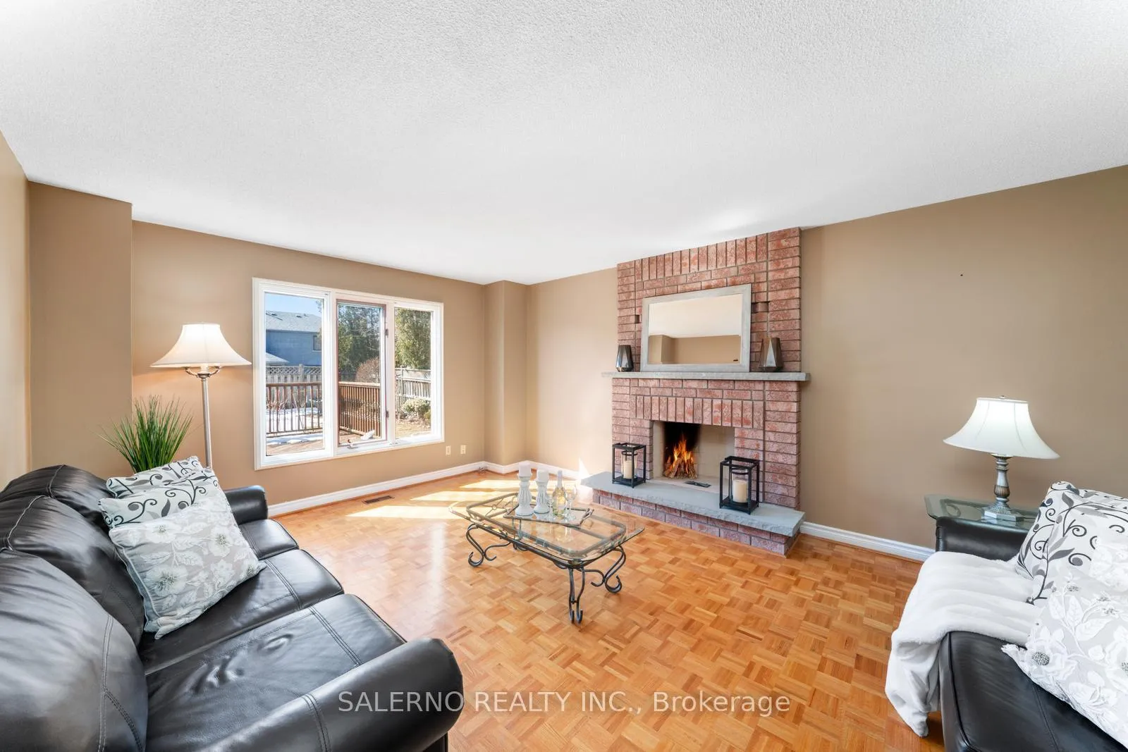 Photo 11 of 42 Columbus Avenue, Vaughan, East Woodbridge — HOMEH