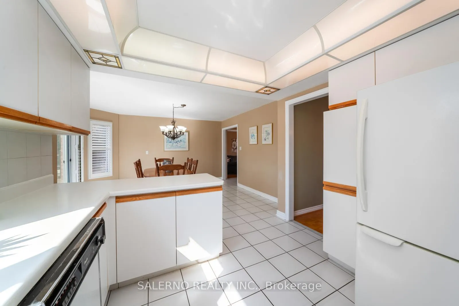 Photo 19 of 42 Columbus Avenue, Vaughan, East Woodbridge — HOMEH