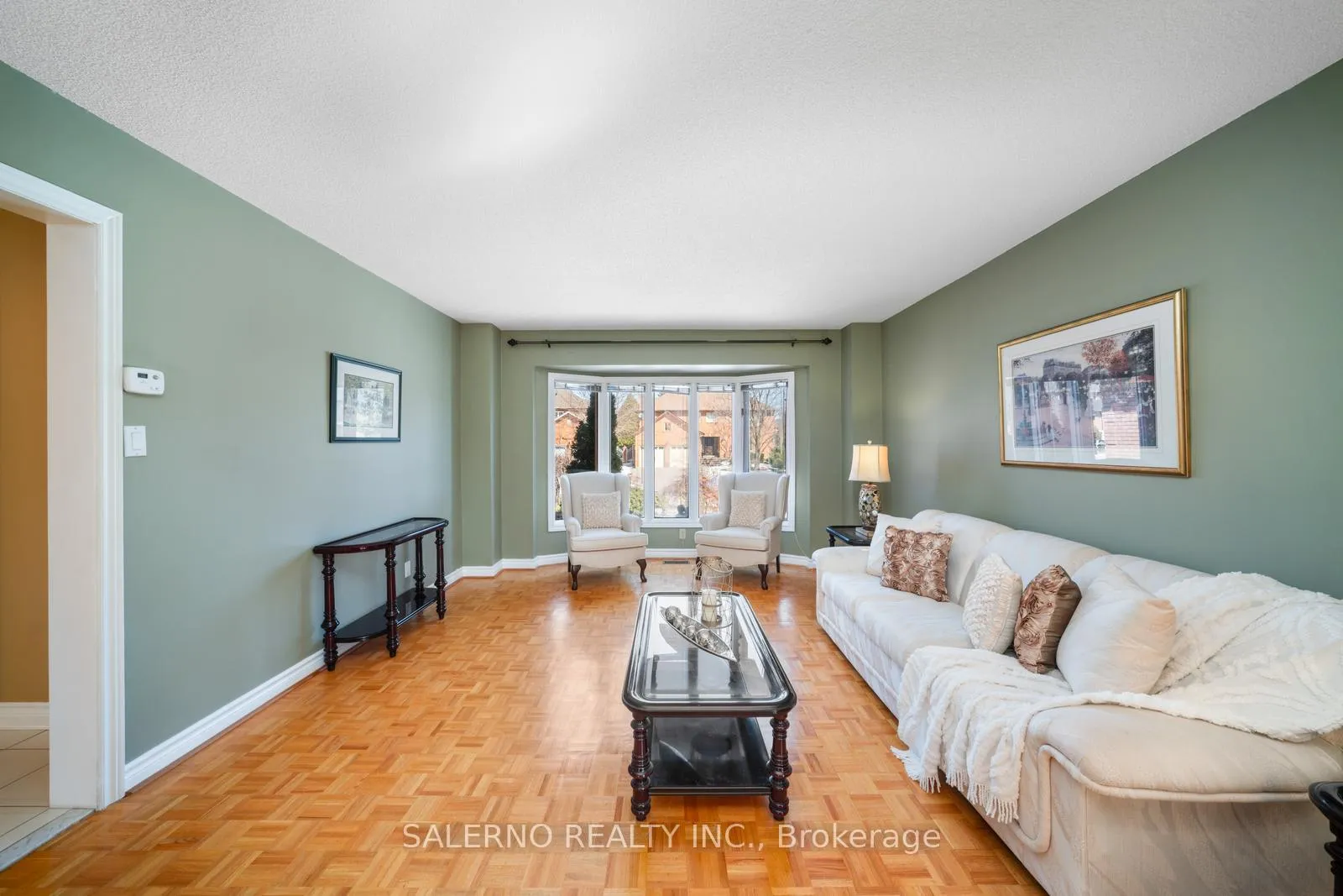 Photo 20 of 42 Columbus Avenue, Vaughan, East Woodbridge — HOMEH