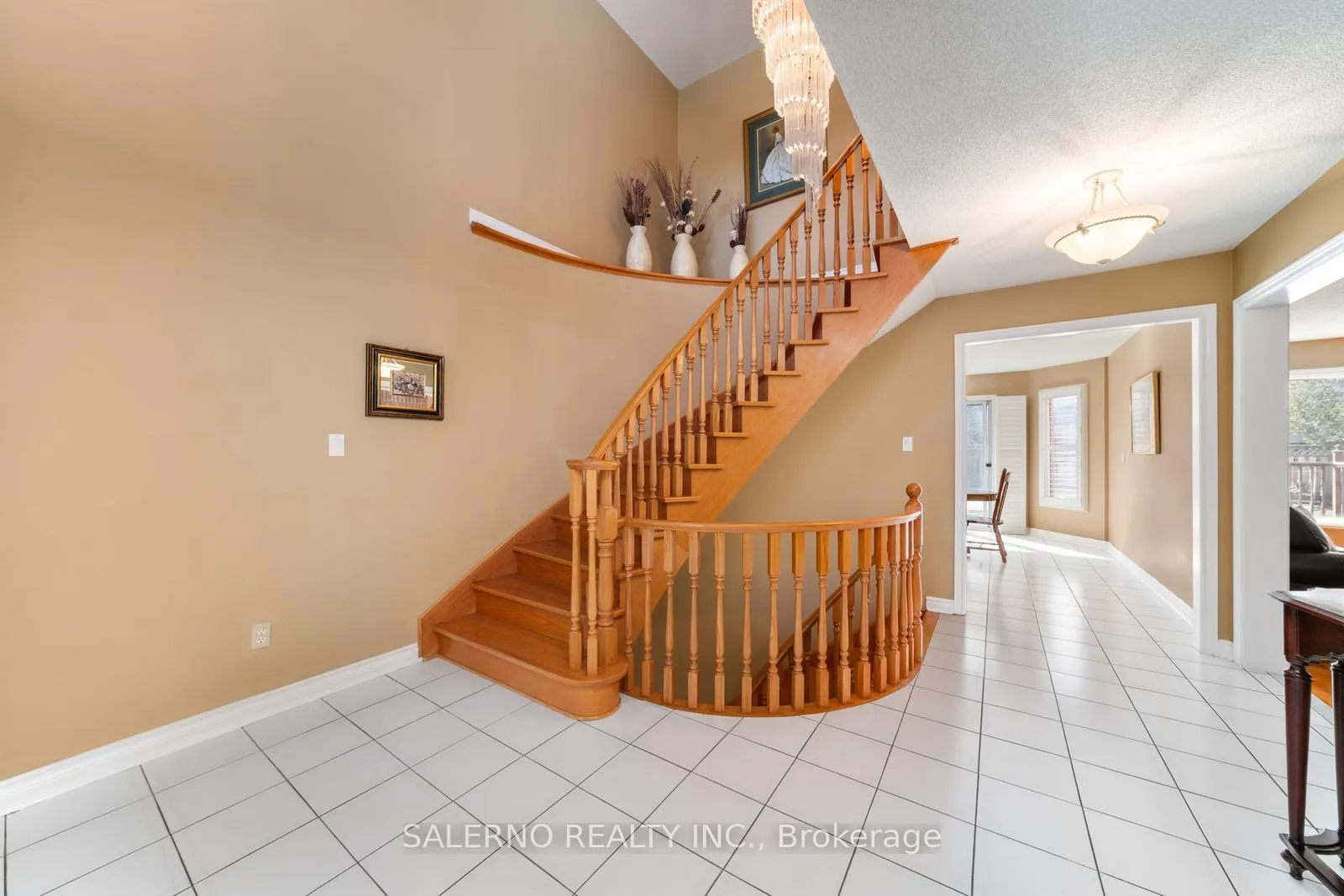 Photo 25 of 42 Columbus Avenue, Vaughan, East Woodbridge — HOMEH