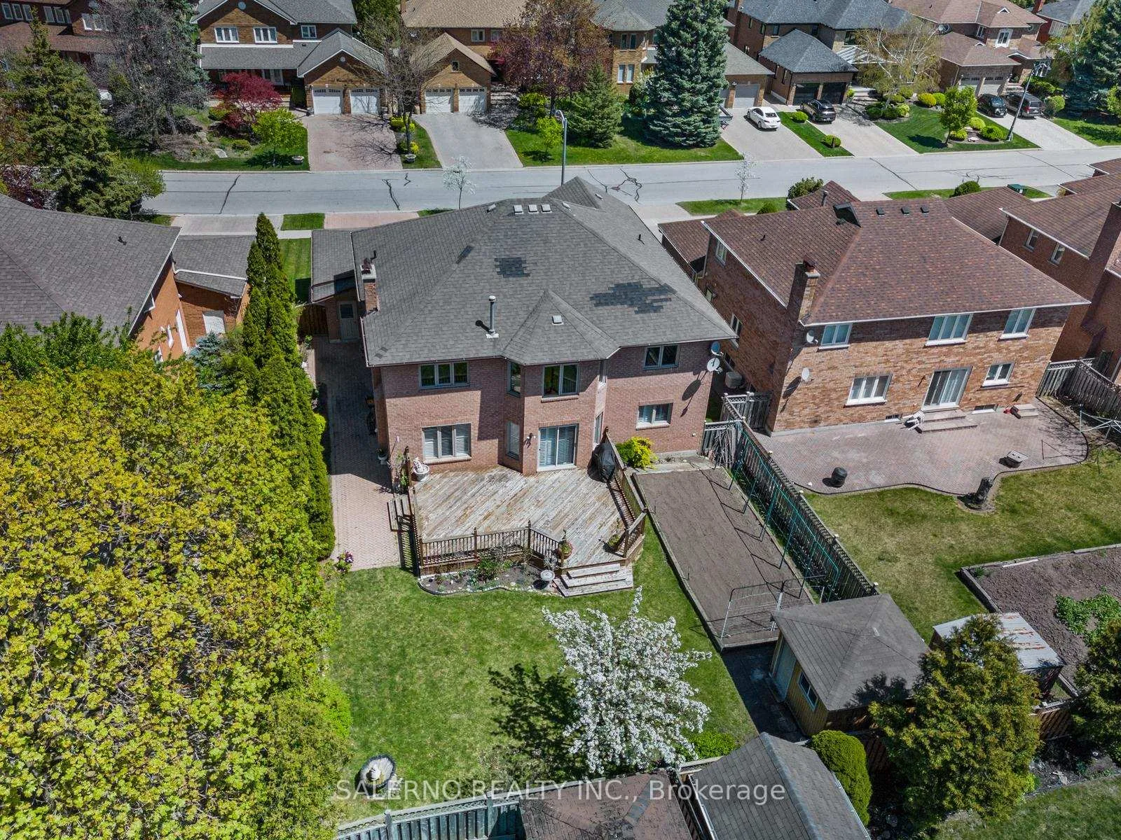 Photo 49 of 42 Columbus Avenue, Vaughan, East Woodbridge — HOMEH