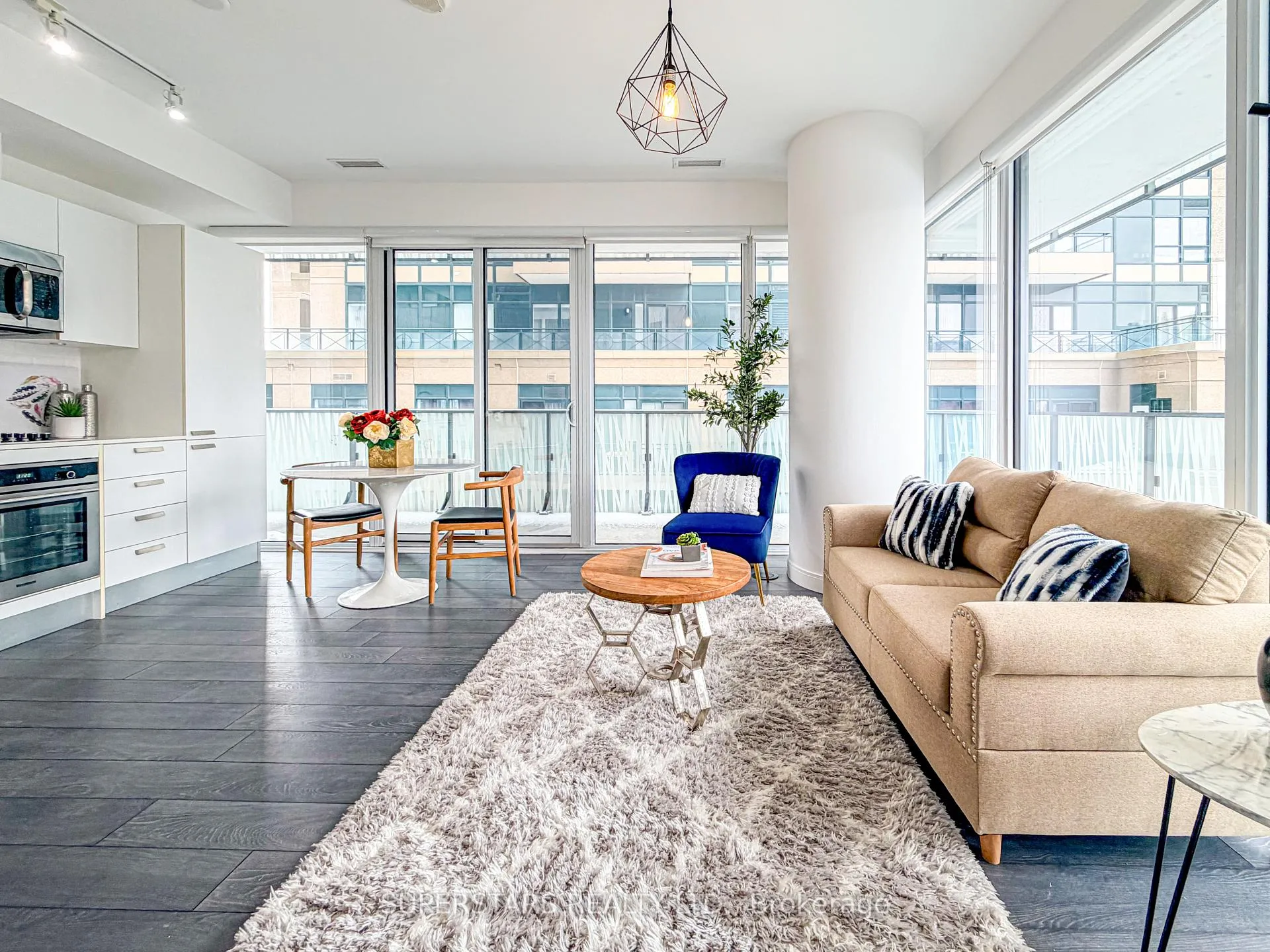 Photo 3 of Unit 1507, 42 Charles Street E, Toronto, Church-Yonge Corridor — HOMEH