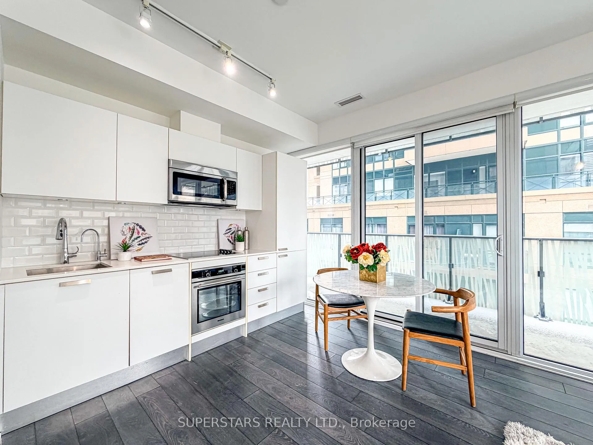 Photo 6 of Unit 1507, 42 Charles Street E, Toronto, Church-Yonge Corridor — HOMEH