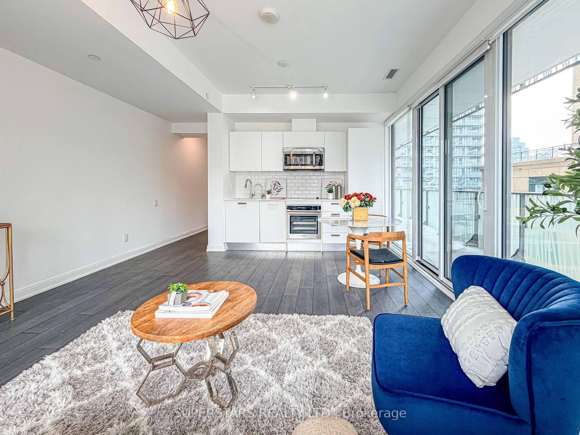 Photo 8 of Unit 1507, 42 Charles Street E, Toronto, Church-Yonge Corridor — HOMEH
