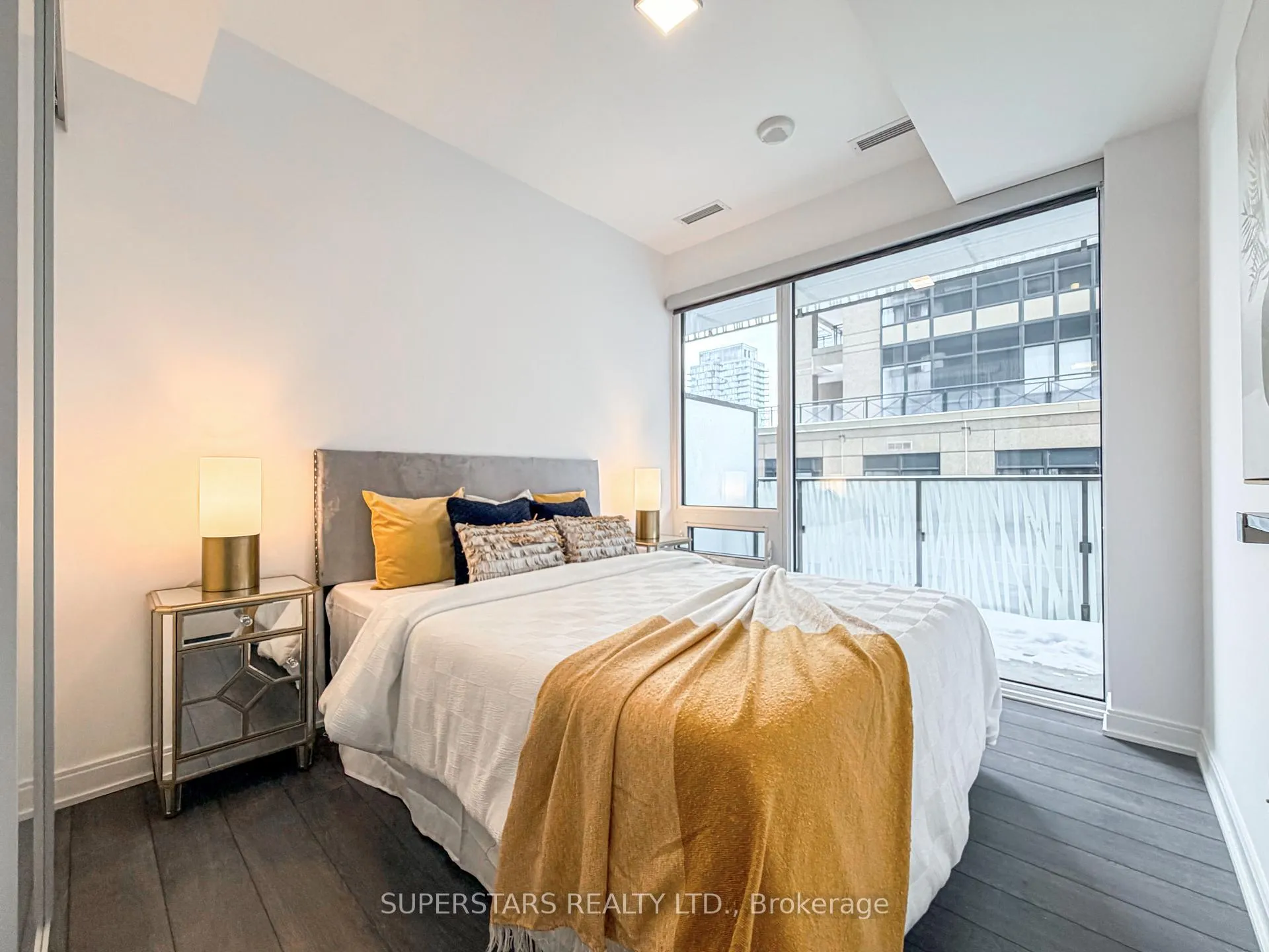Photo 10 of Unit 1507, 42 Charles Street E, Toronto, Church-Yonge Corridor — HOMEH