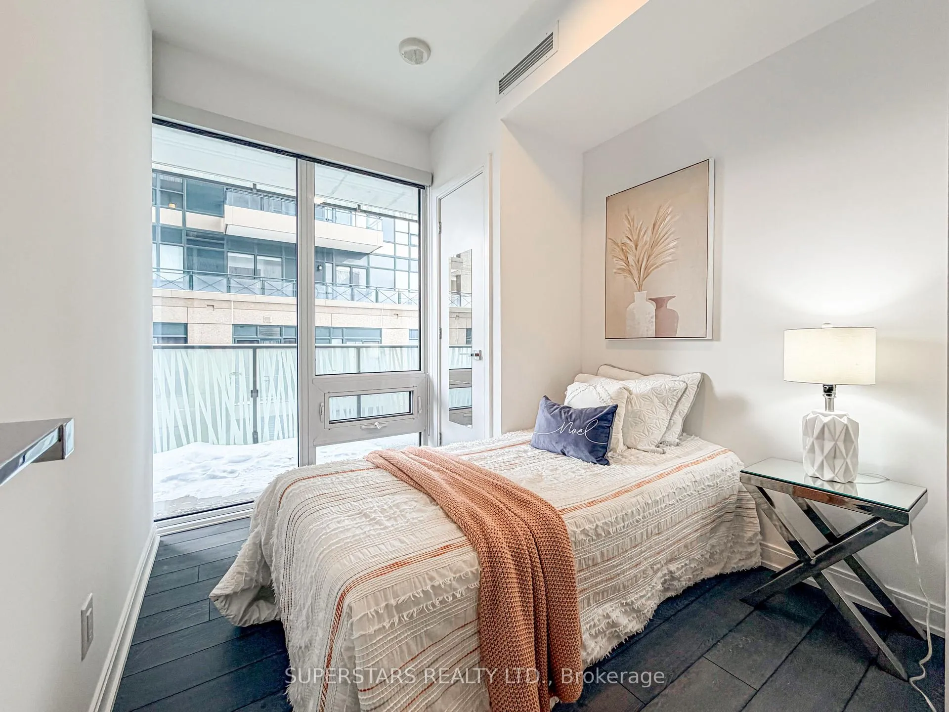 Photo 11 of Unit 1507, 42 Charles Street E, Toronto, Church-Yonge Corridor — HOMEH