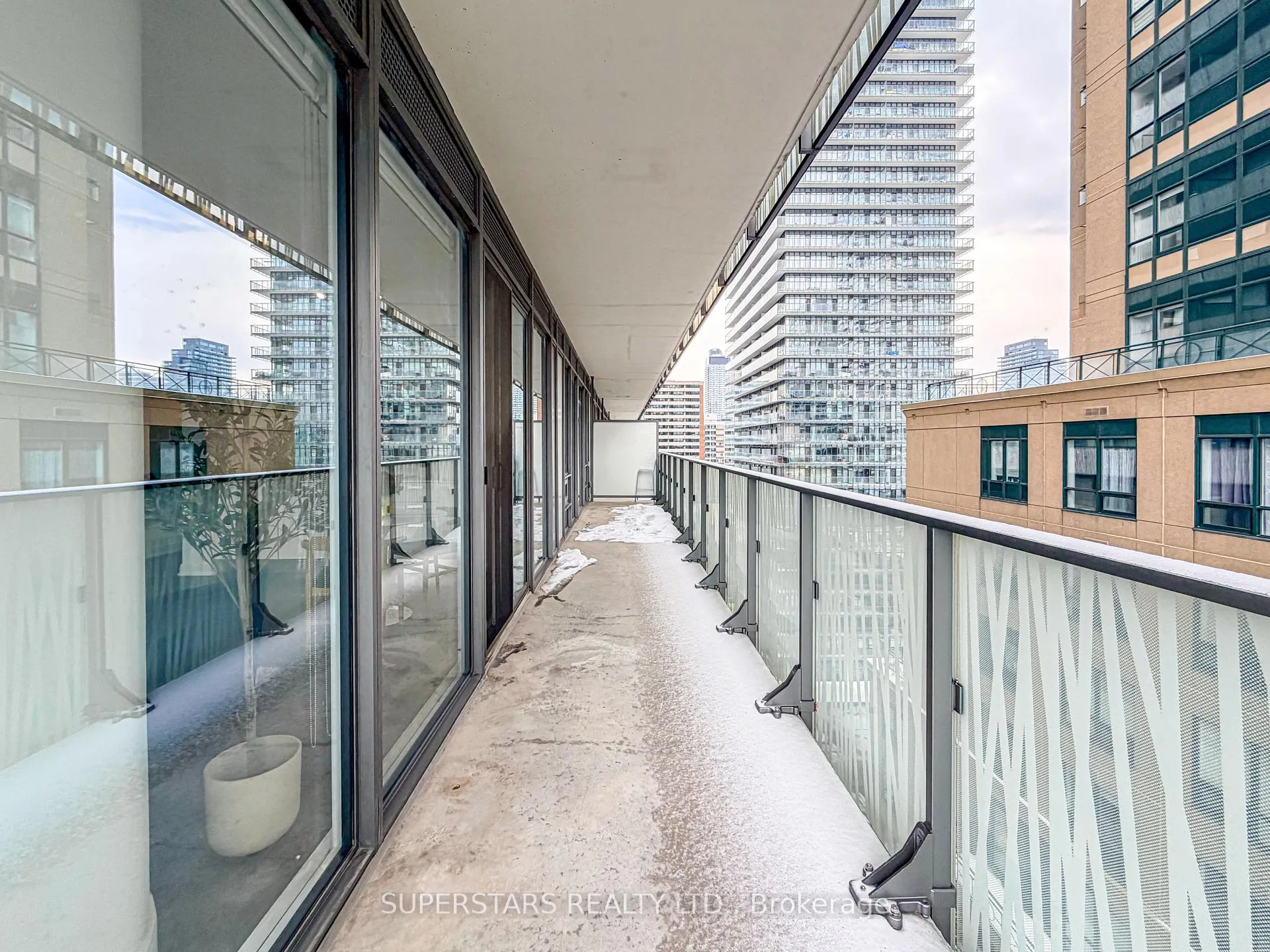 Photo 17 of Unit 1507, 42 Charles Street E, Toronto, Church-Yonge Corridor — HOMEH