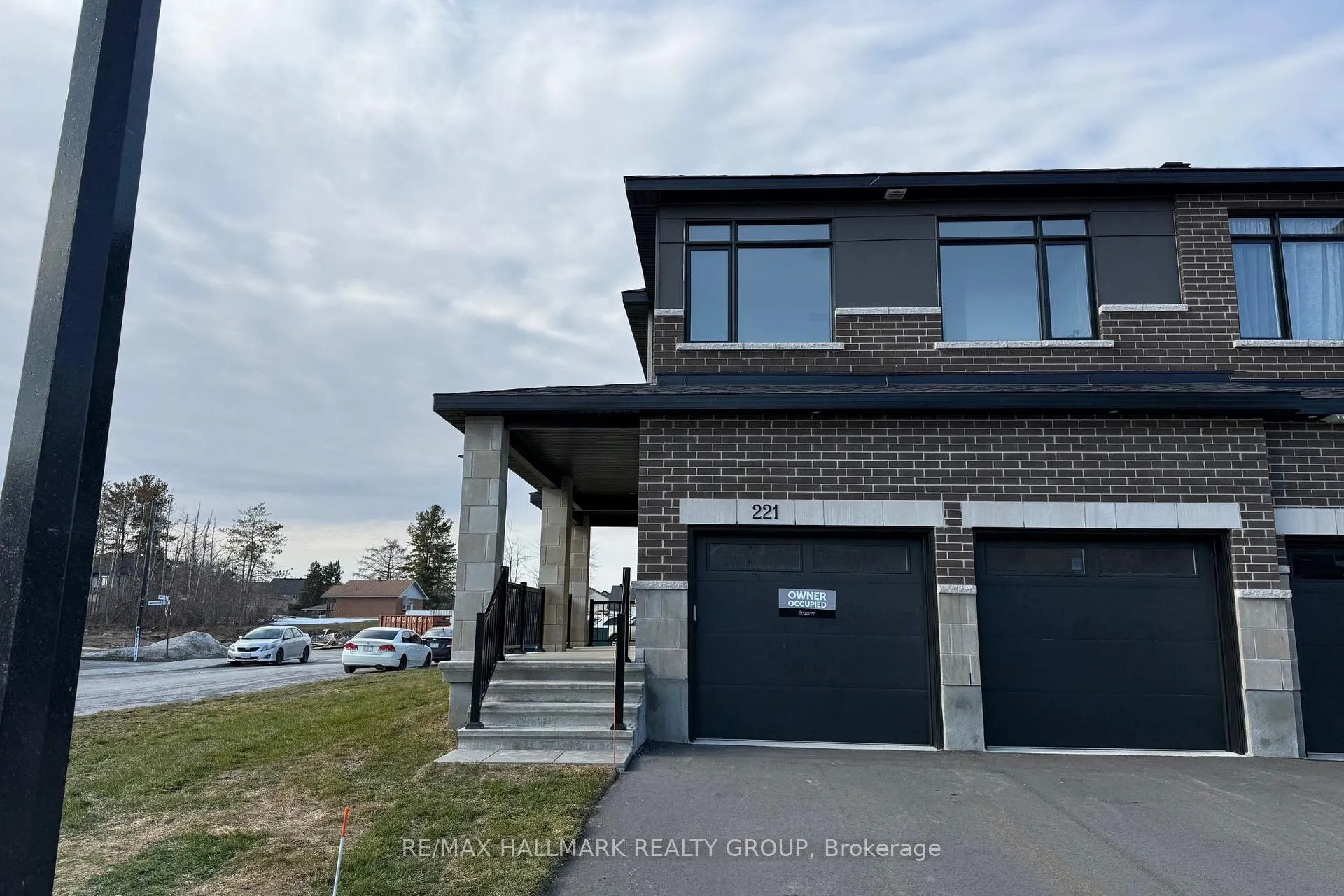 Photo 3 of 221 Gretsch Road, Ottawa, Leitrim — HOMEH