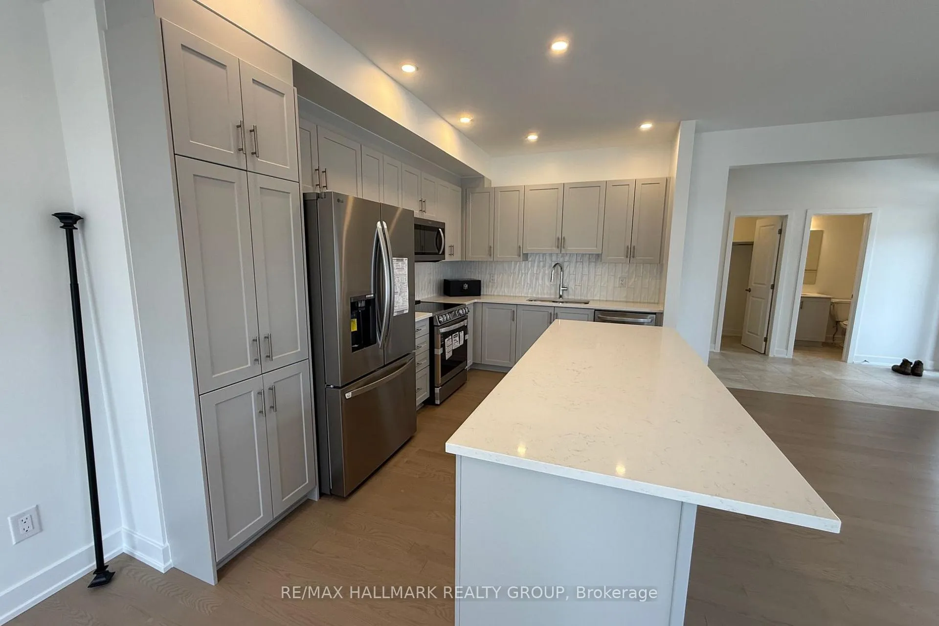 Photo 5 of 221 Gretsch Road, Ottawa, Leitrim — HOMEH