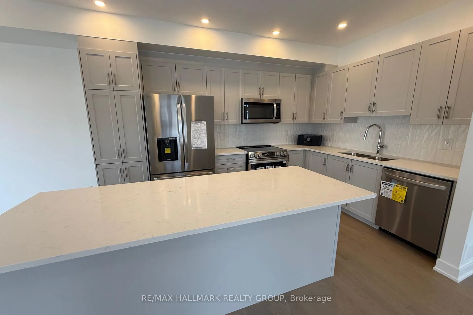 Photo 9 of 221 Gretsch Road, Ottawa, Leitrim — HOMEH