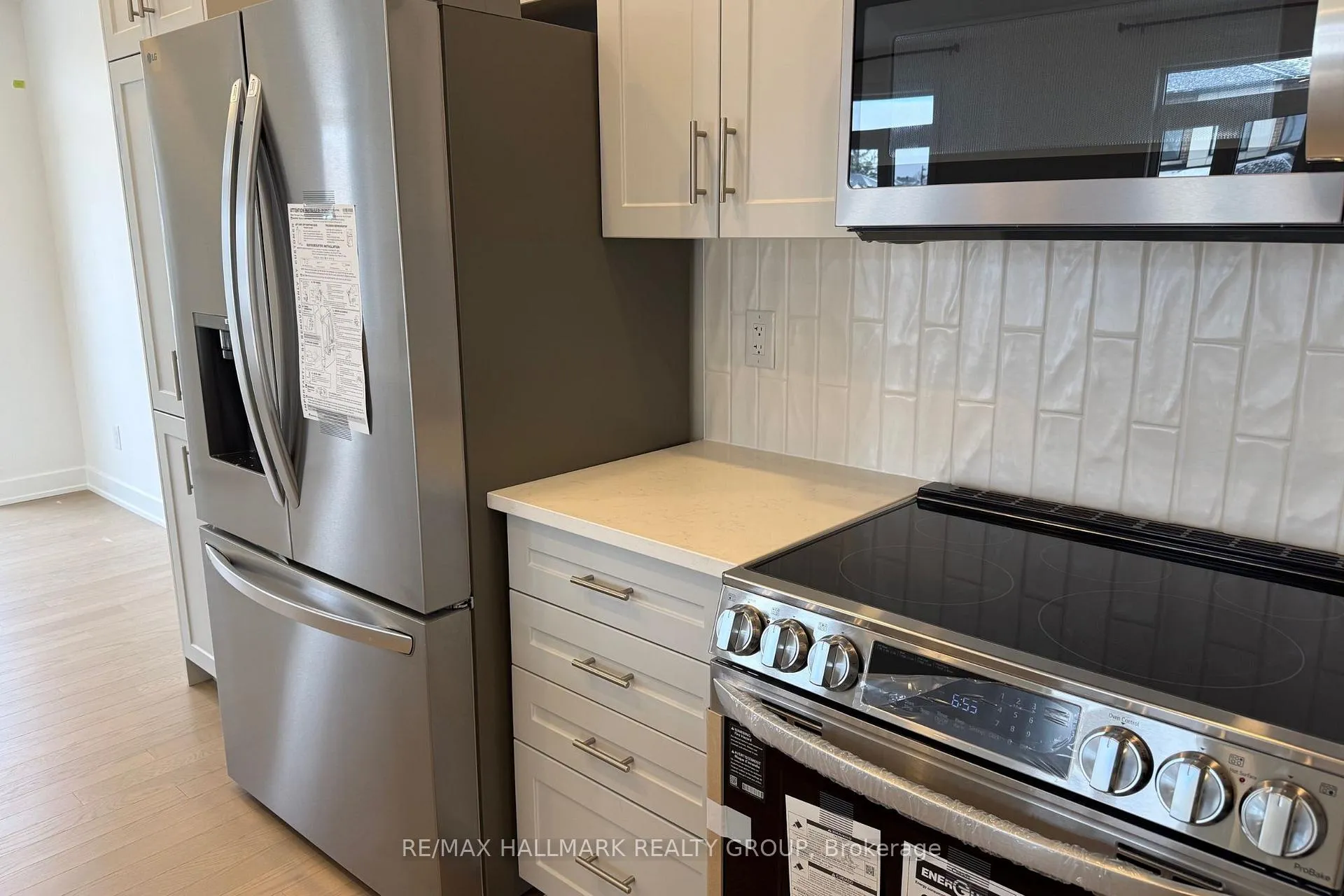 Photo 10 of 221 Gretsch Road, Ottawa, Leitrim — HOMEH