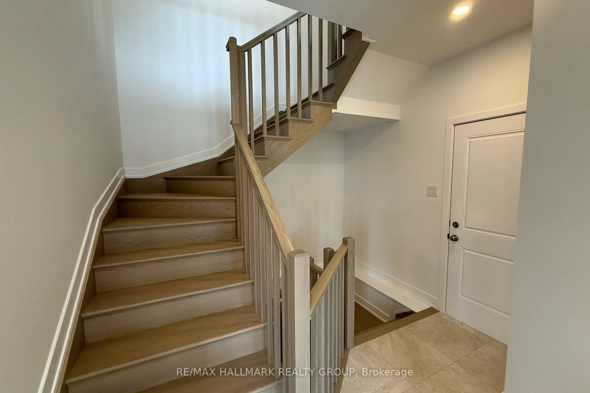 Photo 14 of 221 Gretsch Road, Ottawa, Leitrim — HOMEH