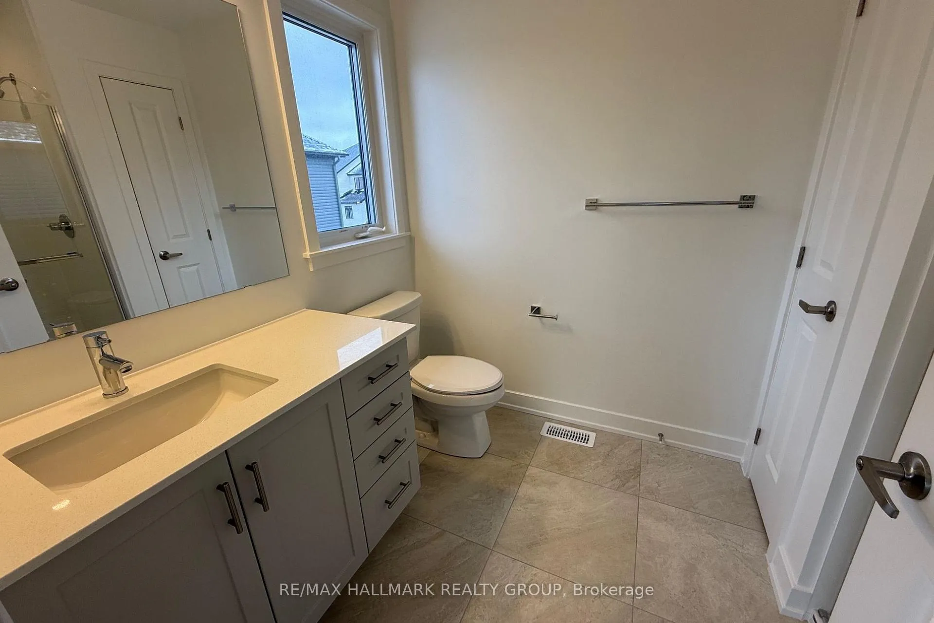 Photo 22 of 221 Gretsch Road, Ottawa, Leitrim — HOMEH