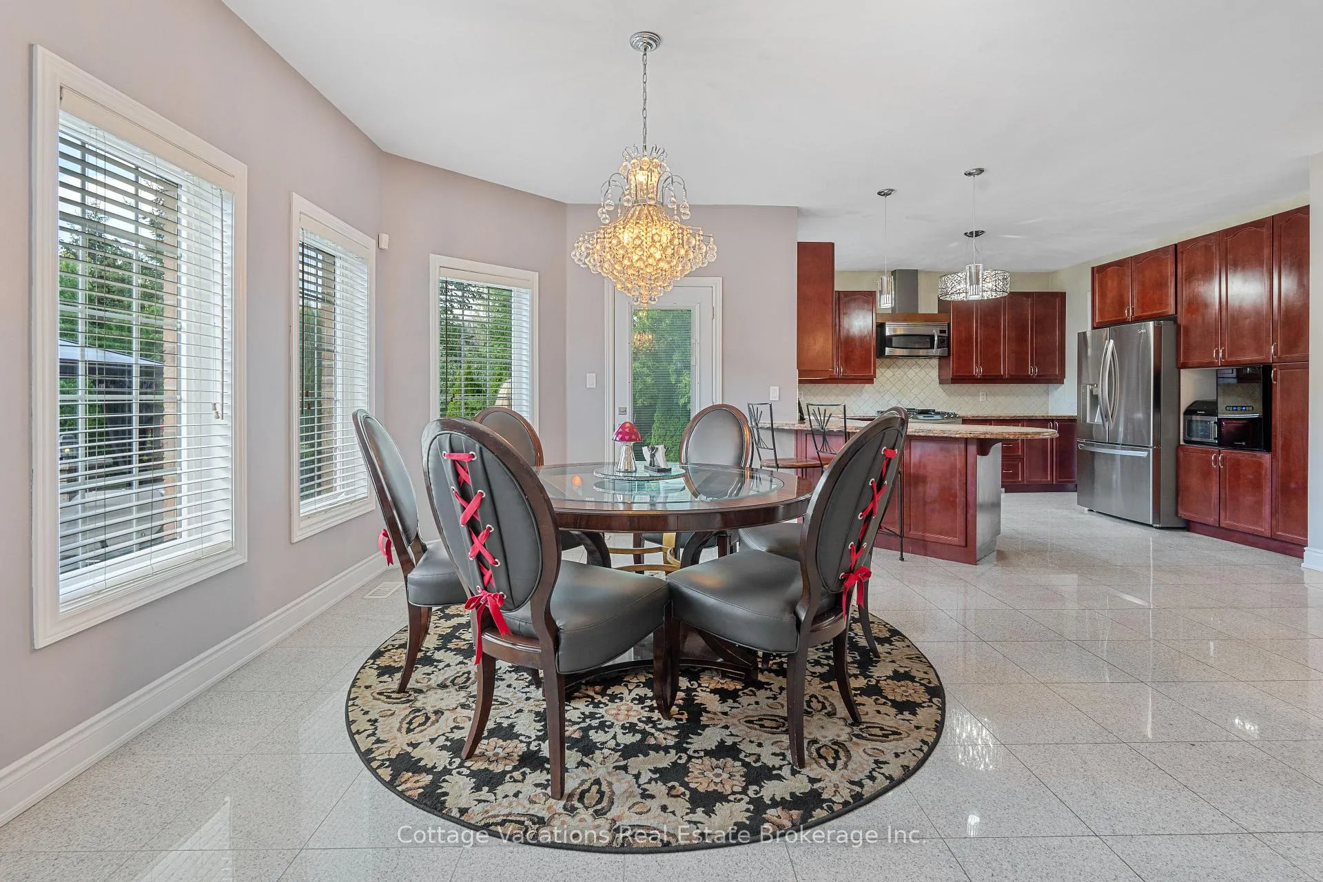 Photo 7 of 26 Louvain Drive, Brampton, Vales of Castlemore North — HOMEH