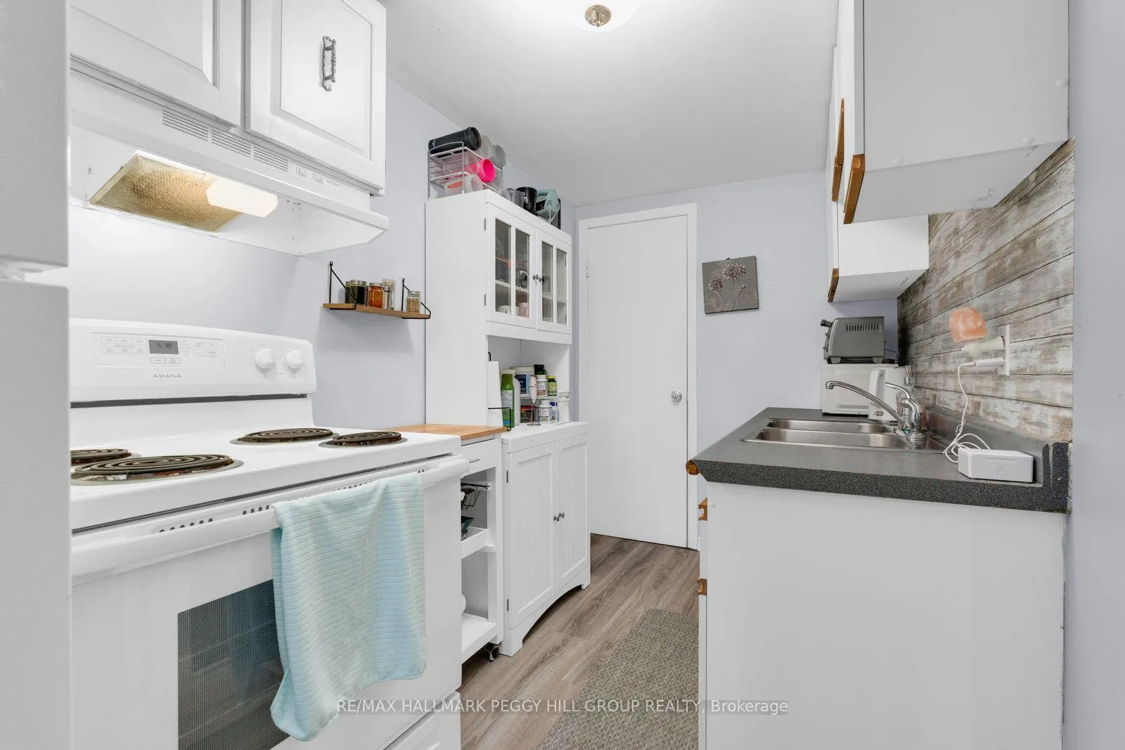 Photo 12 of 47 Orma Drive, Orillia — HOMEH