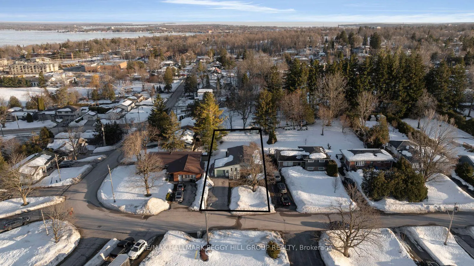 Photo 19 of 47 Orma Drive, Orillia — HOMEH