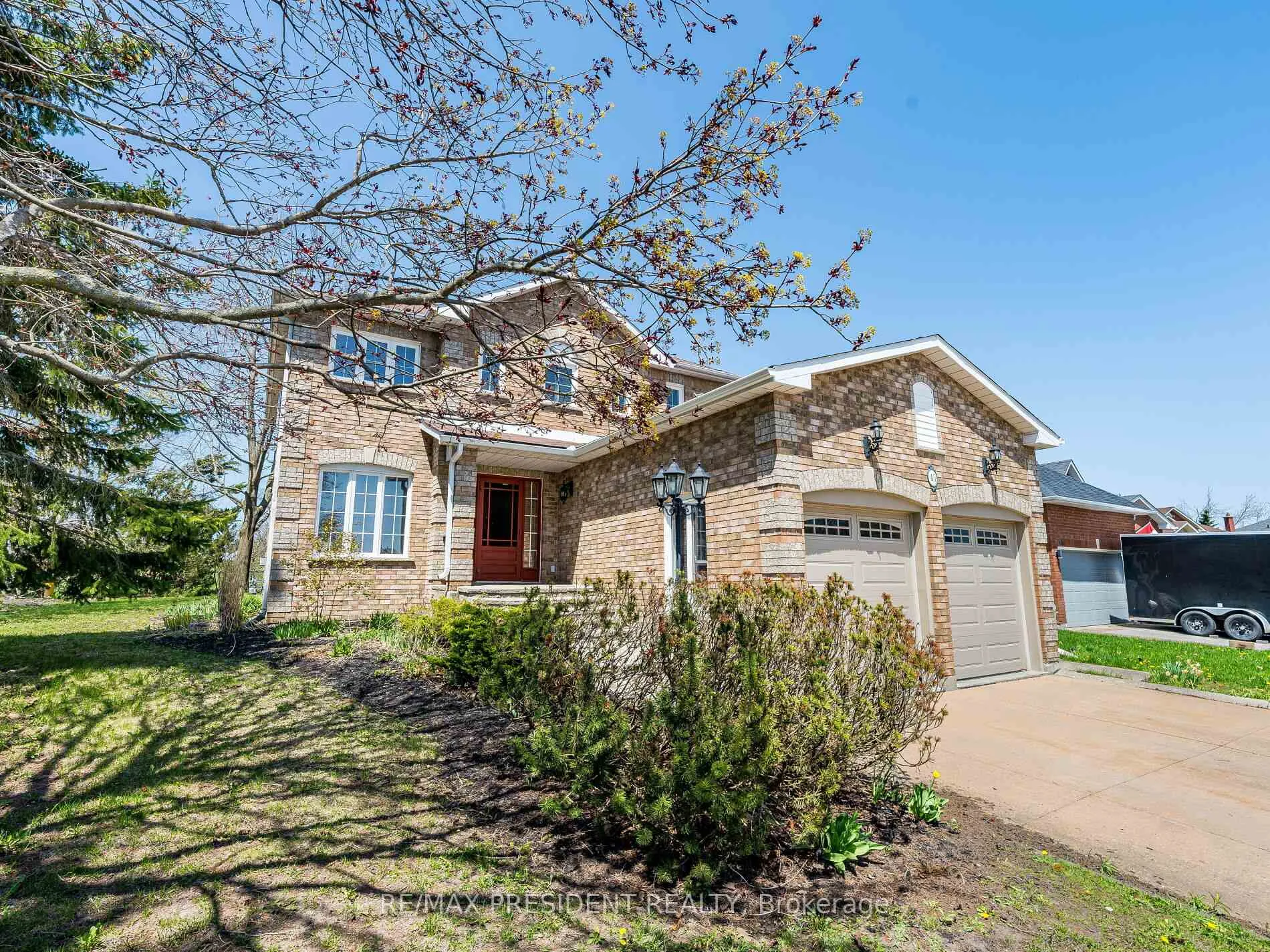 Photo 1 of 45 Grasett Crescent, Barrie, West Bayfield — HOMEH